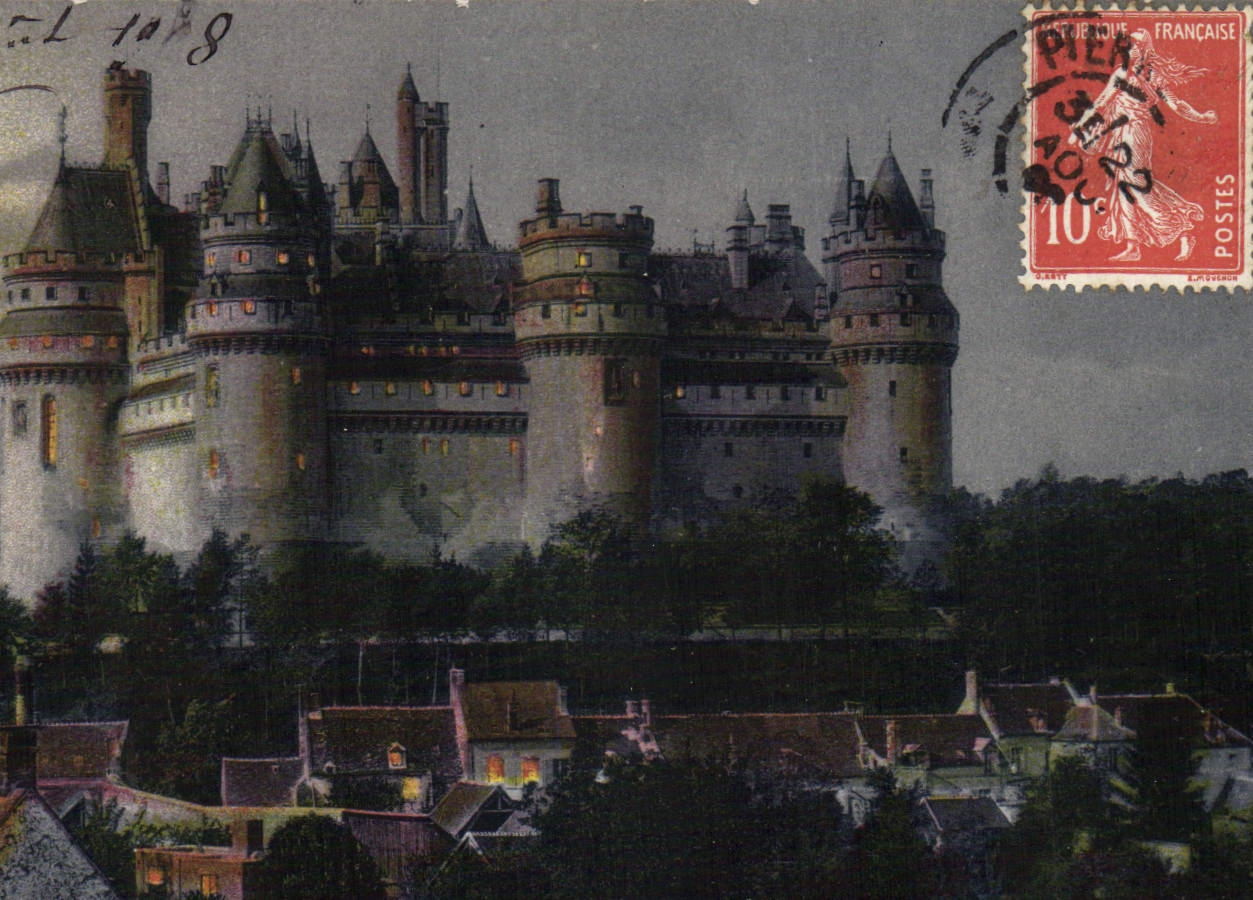 Castillo de la POSTAL de la VENDIMIA de Pierrefonds