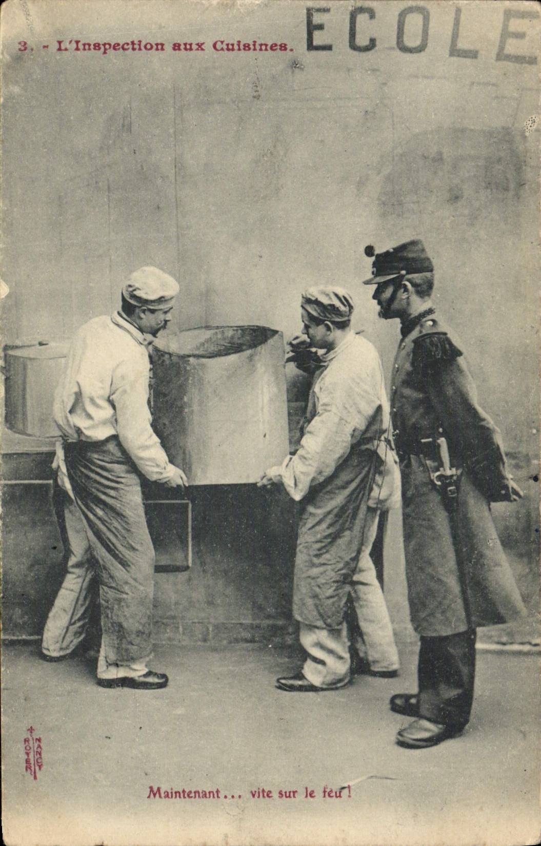 CPA Maintenant Vite sur le Fer Militaria Inspection des cuisines