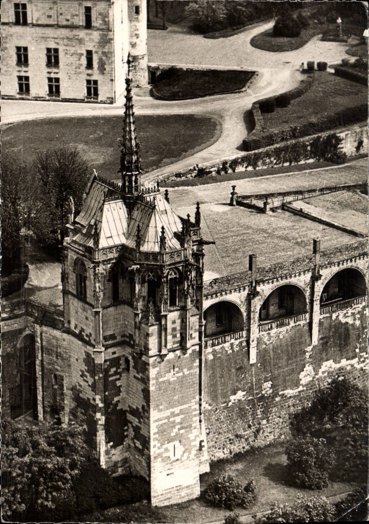 POSTAL MODERNA aire visto Amboise de la cámara acorazada