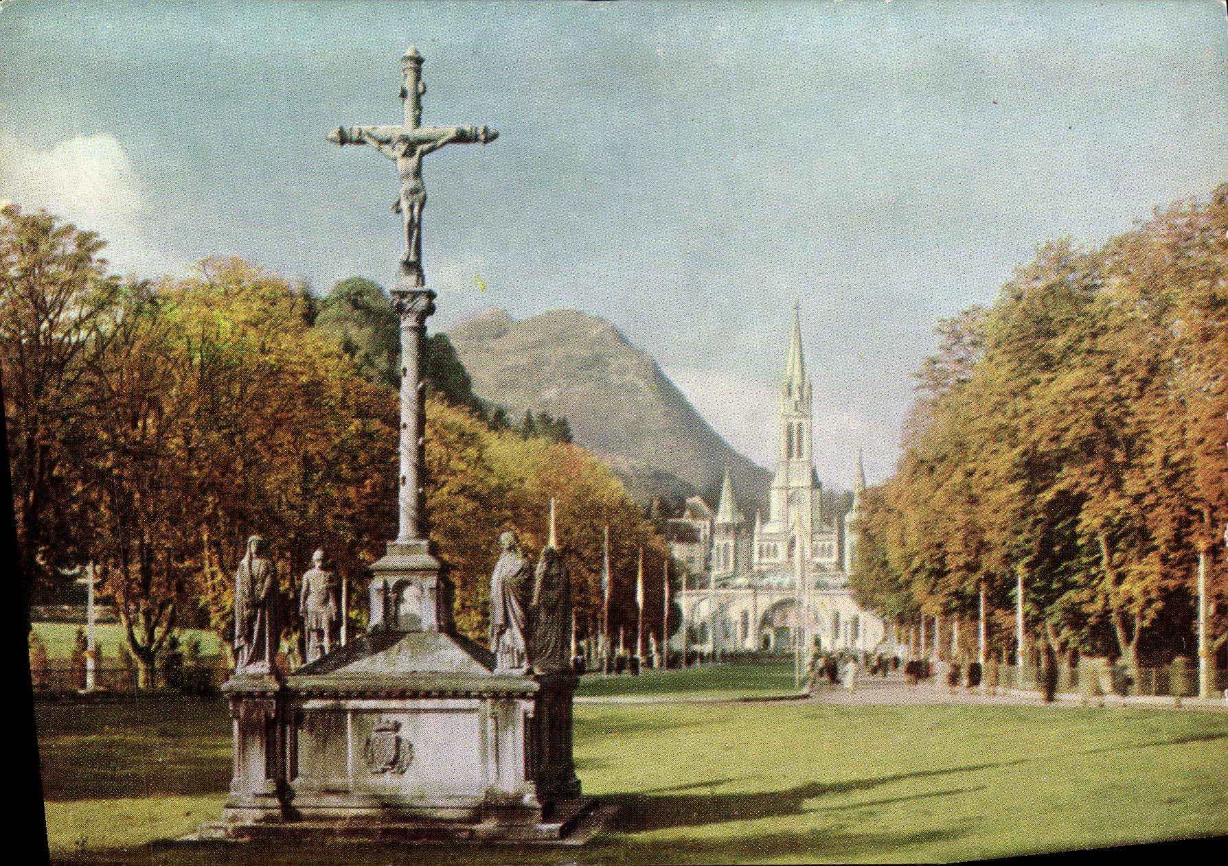 MODERN CARD Heavy Notre Dame Breton Martyrdom and esplanade