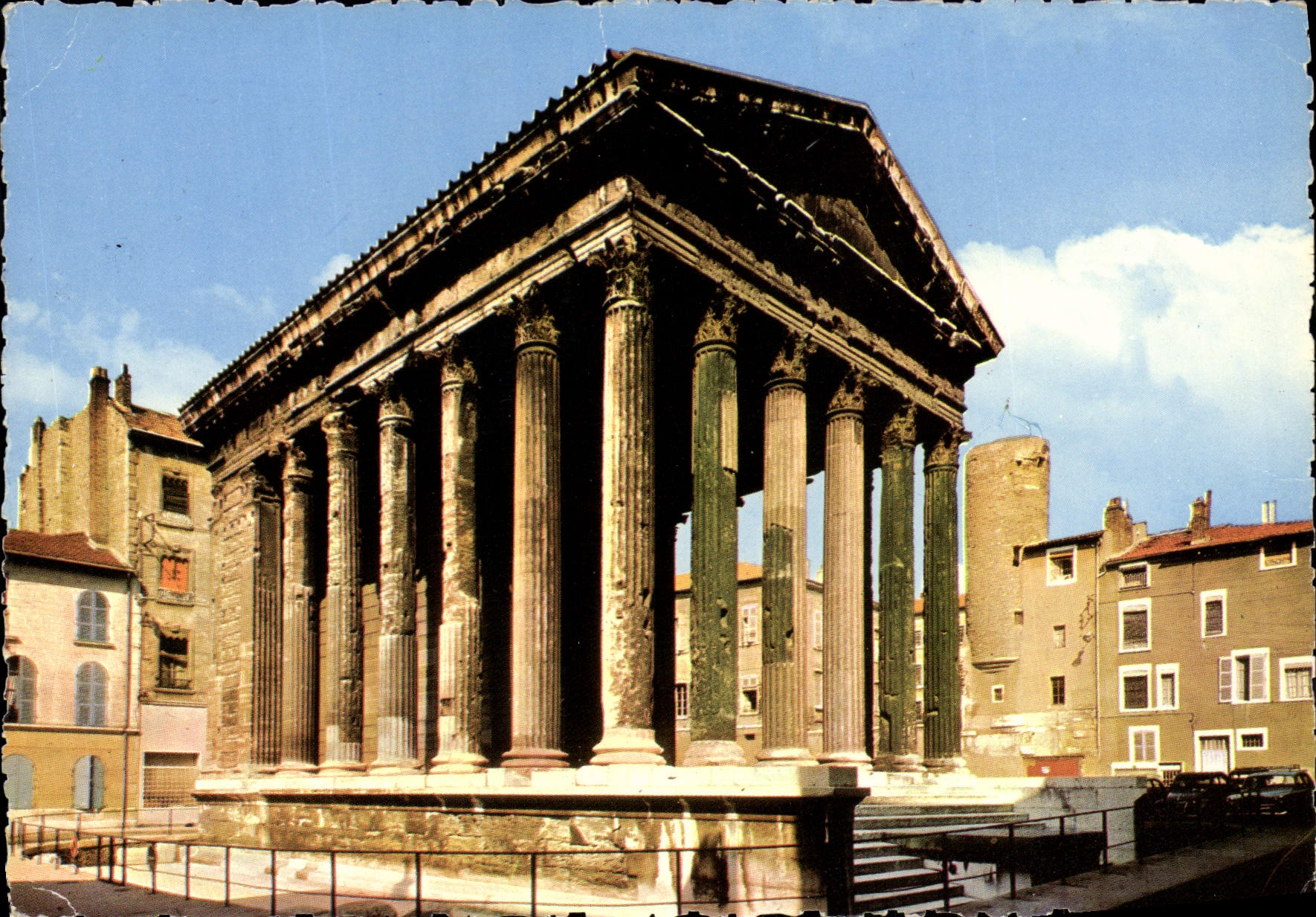 CPM Vienne Sur Le Rhone Temple romain d'Auguste et de Livie