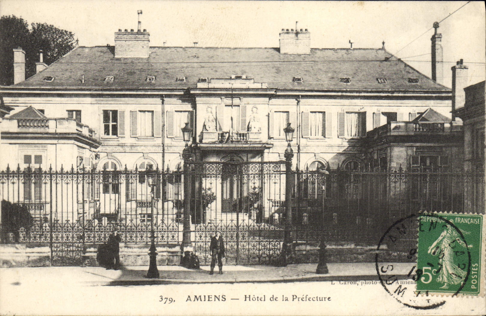 CPA Amiens Hotel de la Prefecture