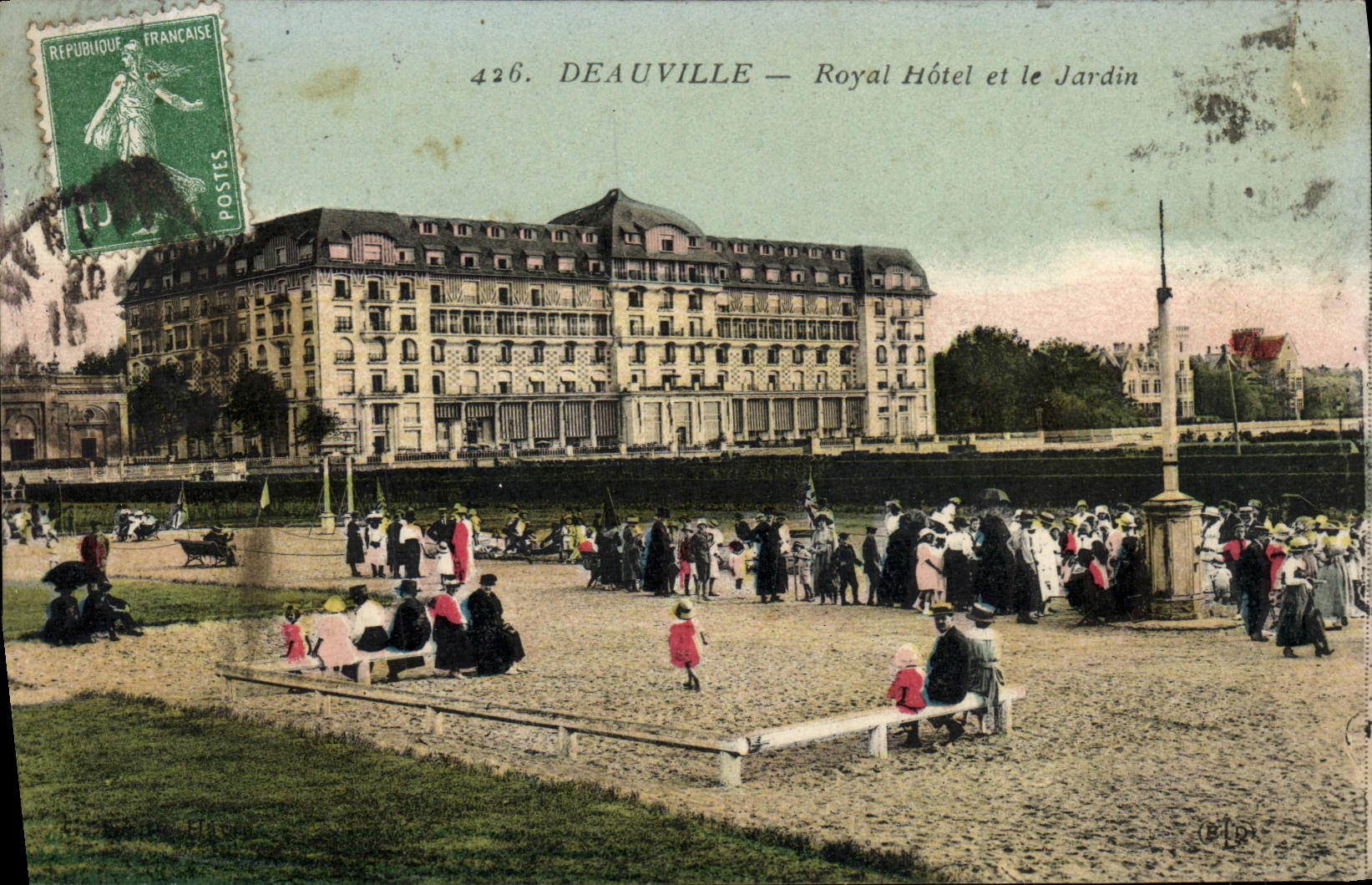 CPA Deauville Royal Hotel et le Jardin