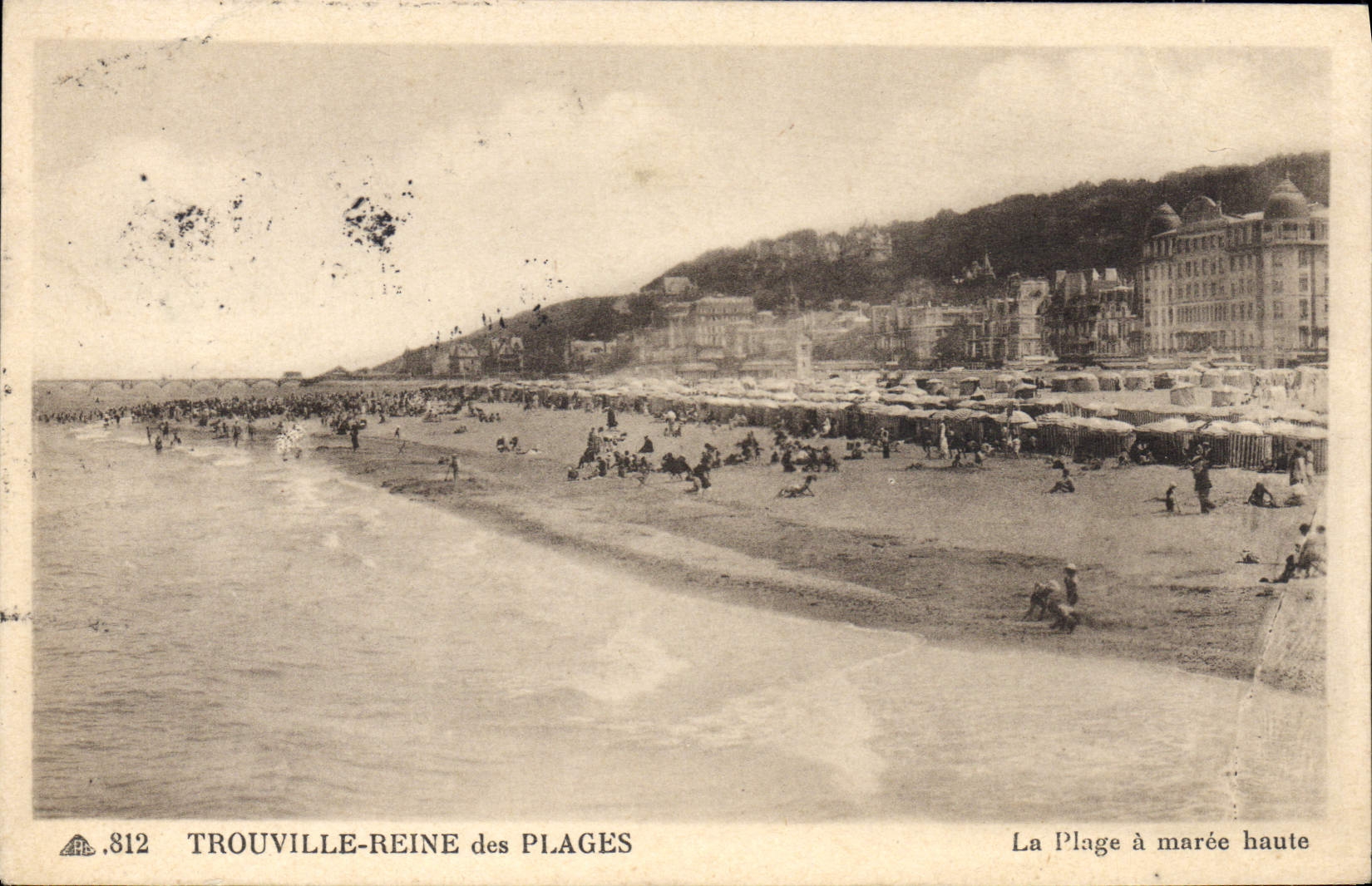 Reina de Trouville de la POSTAL de la VENDIMIA de las playas