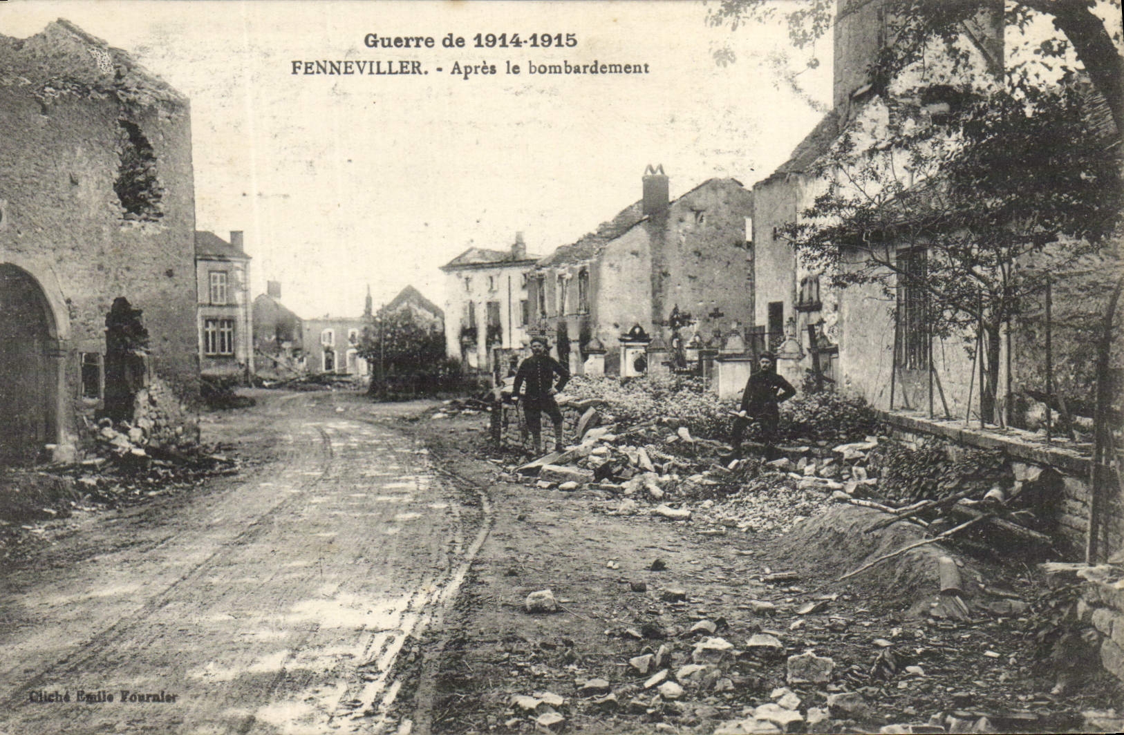 VINTAGE POSTCARD Fenneviller After the Militaria Bombardment