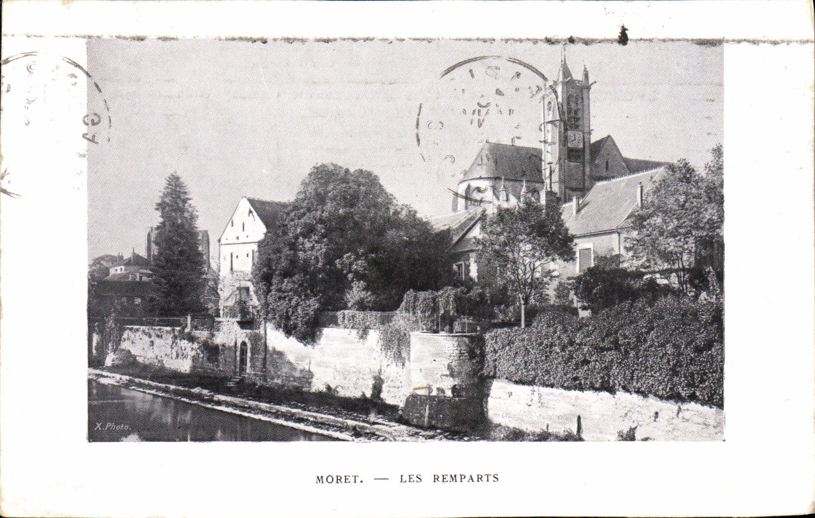 CPA Moret Les Remparts