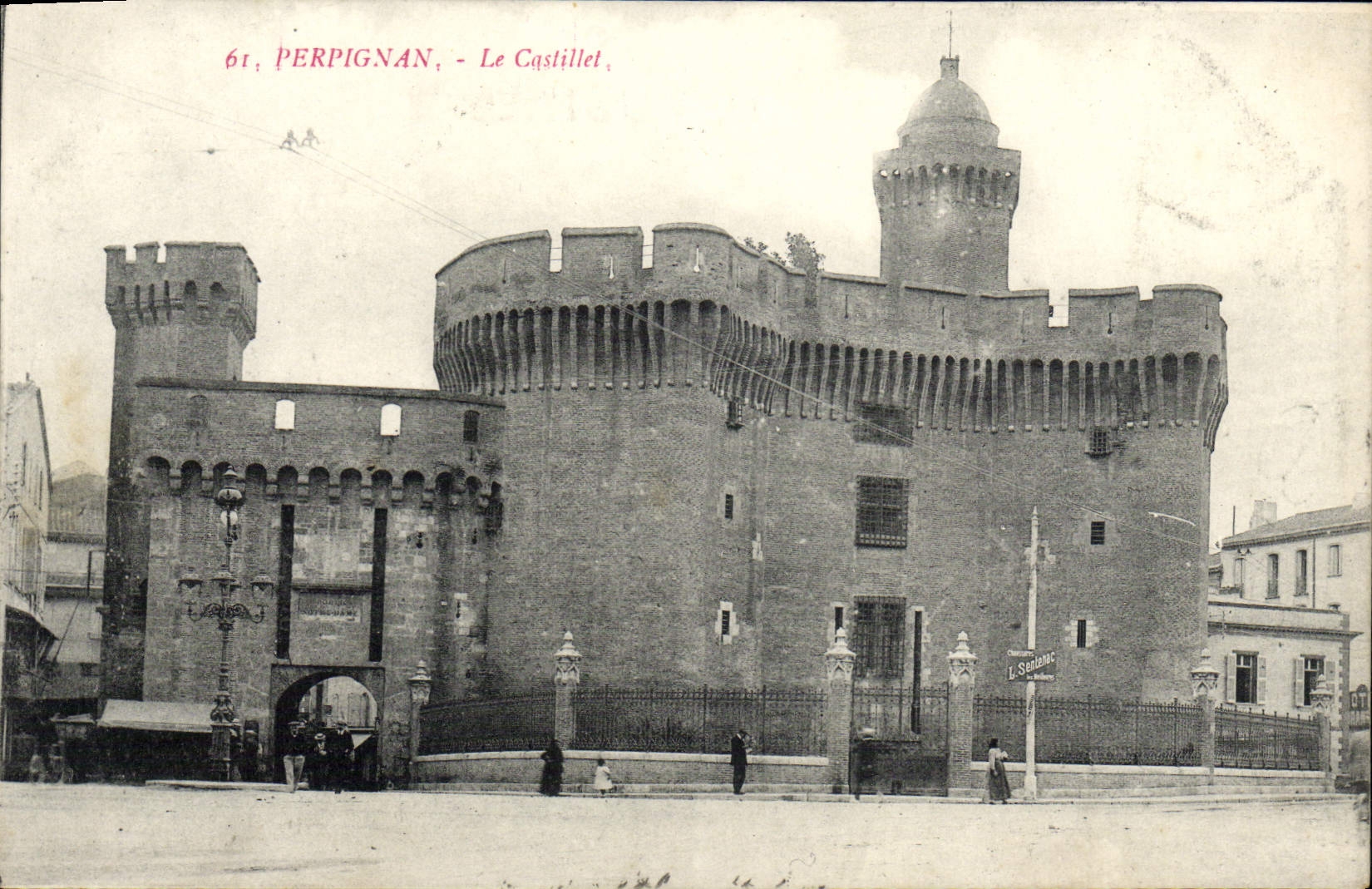 CPA Perpignan Le Castillet