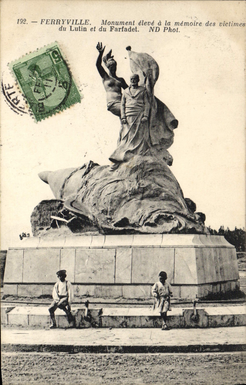 CPA Ferryville Monument eleve a la Memoire des victimes du Lutin et du Farfadet