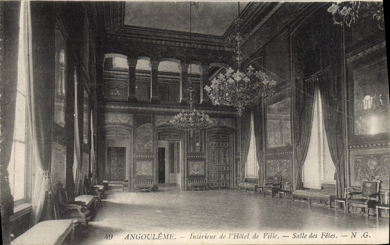 VINTAGE POSTCARD Angouleme Interior of the Town hall Village hall