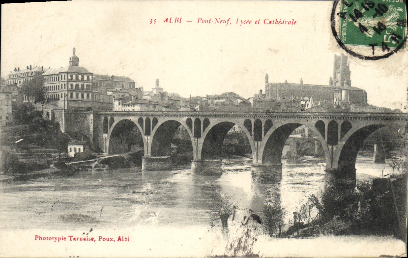 VINTAGE POSTCARD Albi Bridge Last nines Tycee and Cathedrale
