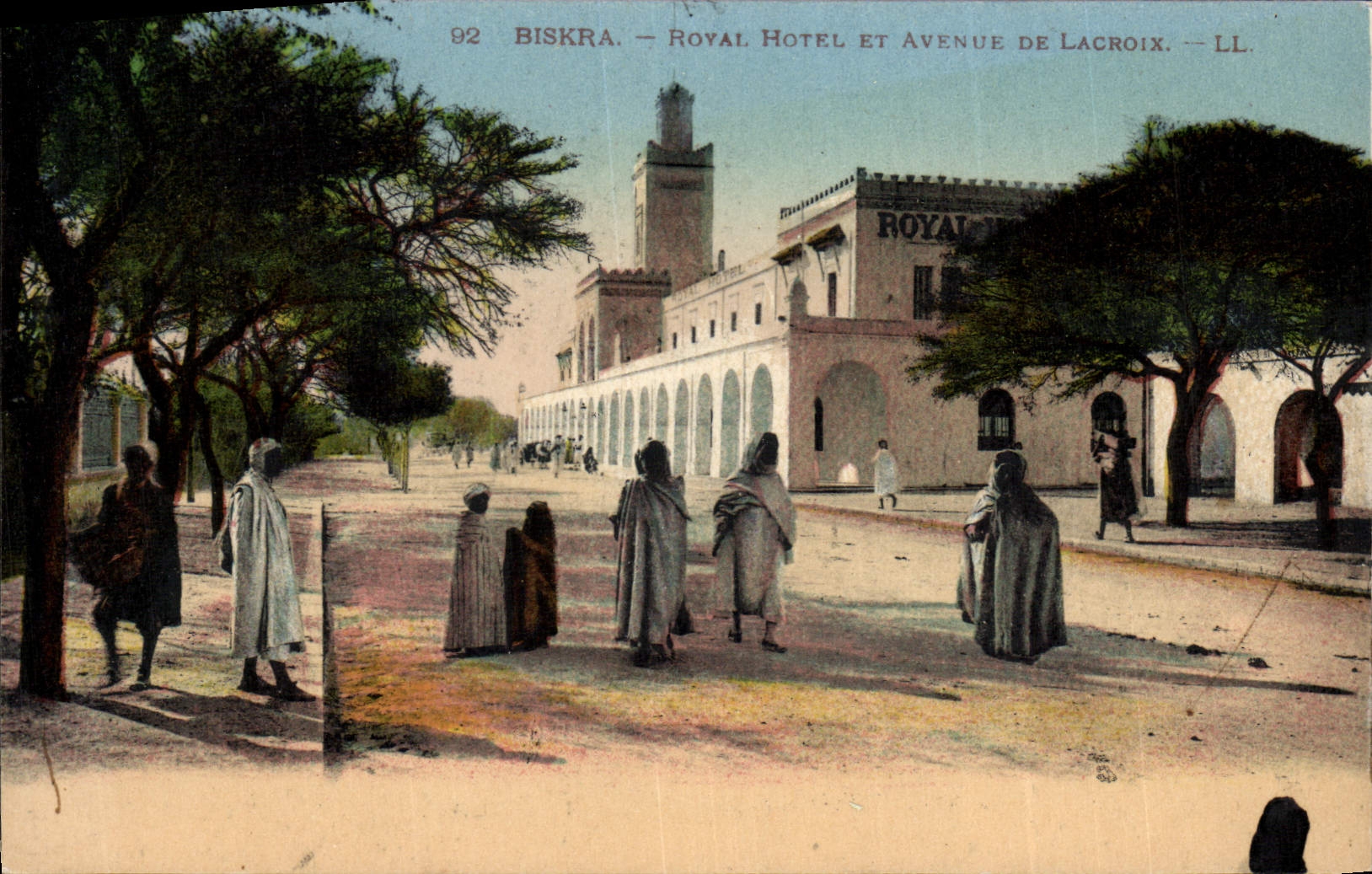CPA Biskra Royal Hotel Et Avenue De Lacroix