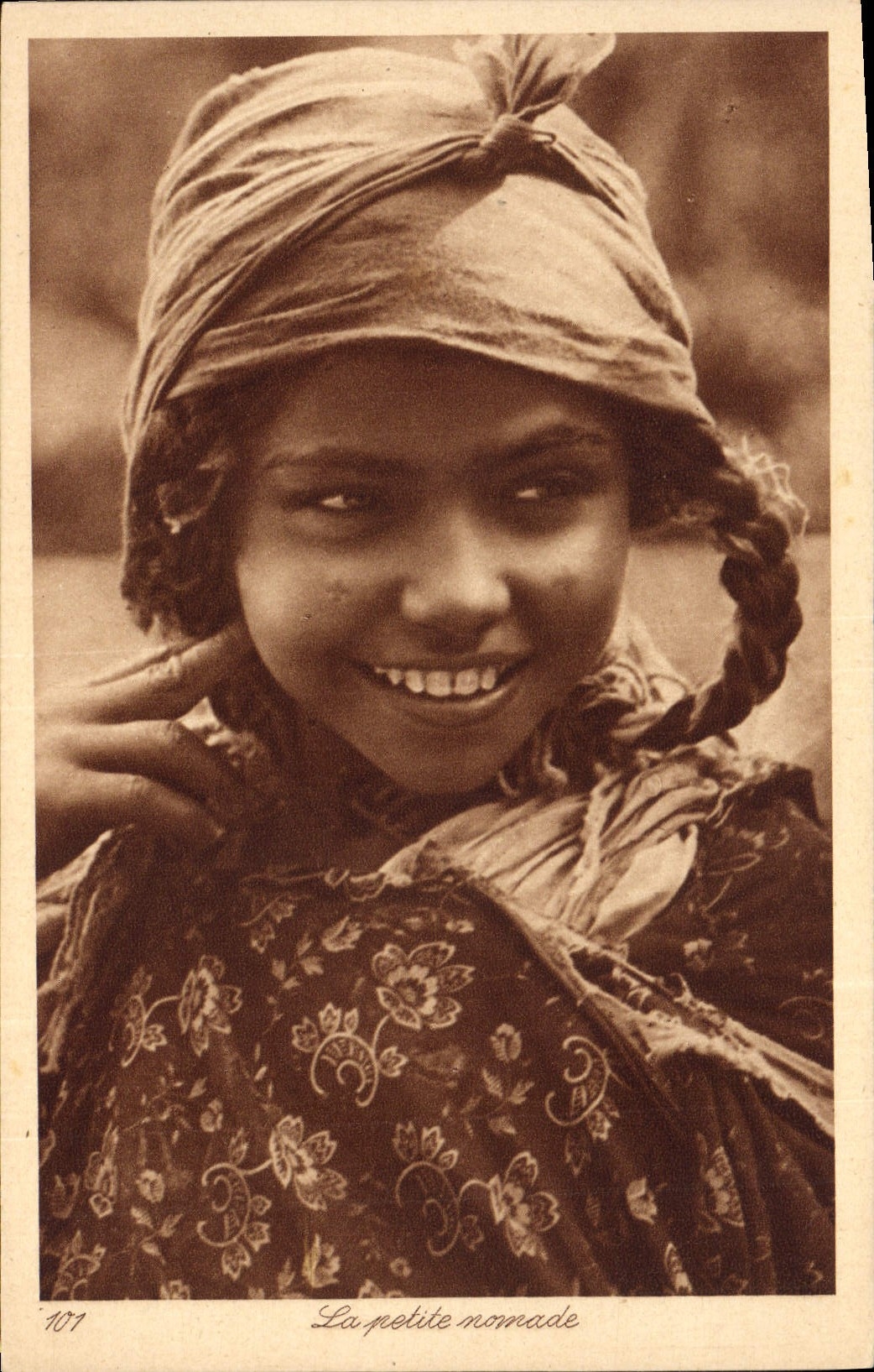VINTAGE POSTCARD small the nomande Morocco Child