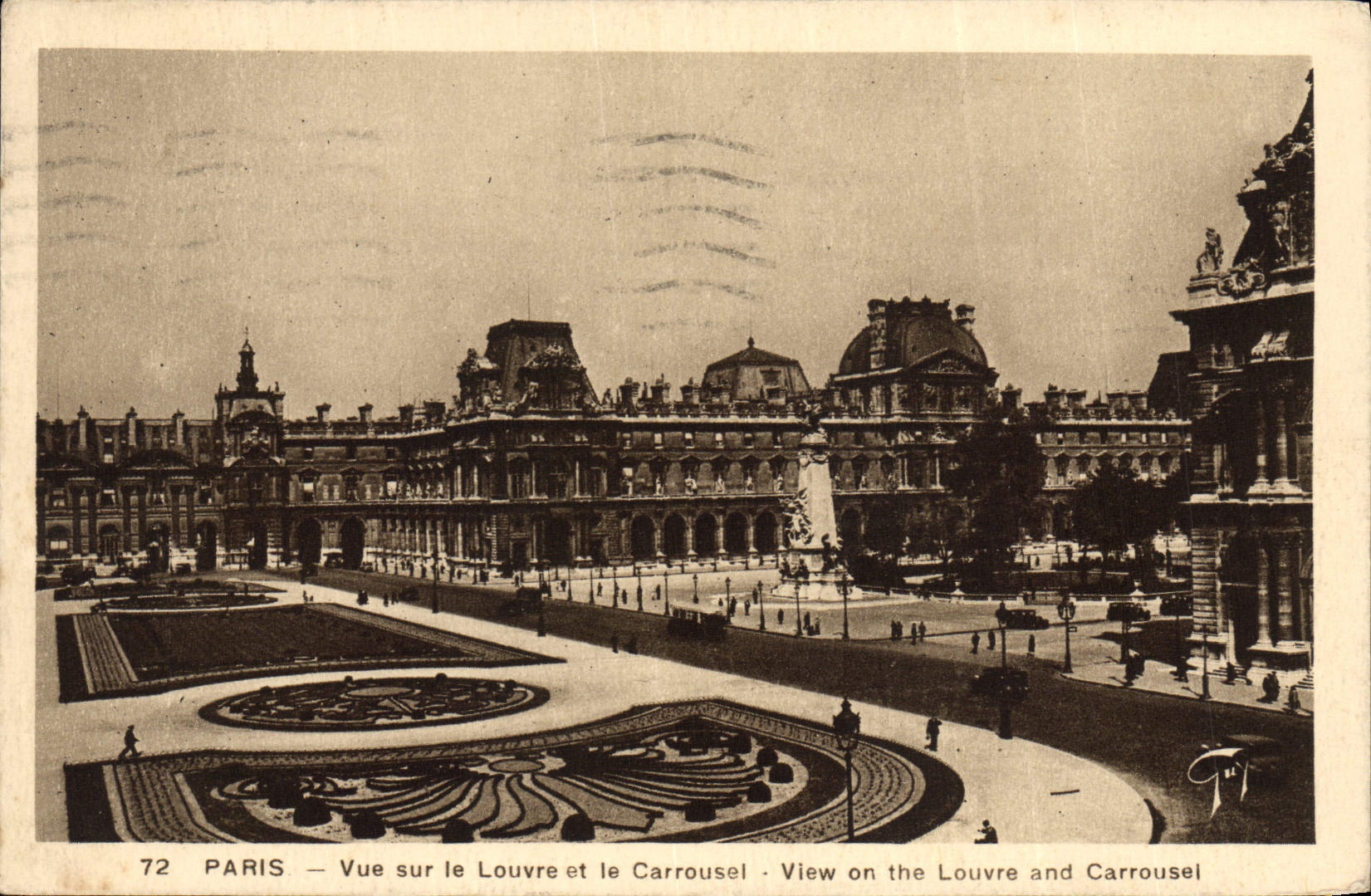CPA Paris Vue Sur Le Louvre et le Carrousel