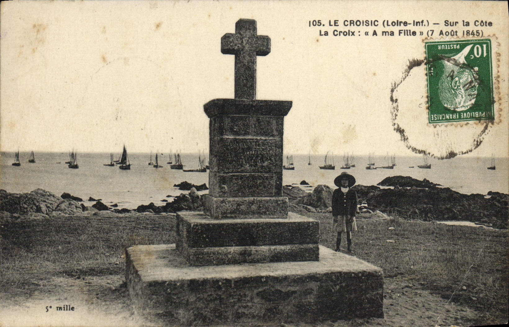 VINTAGE POSTCARD Croisic On the Dimension the Cross has my Enfant daughter