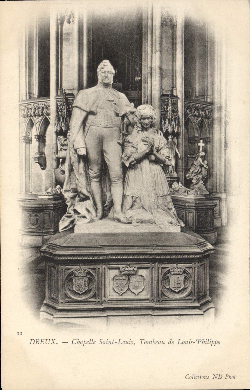 CPA Dreux Chapelle Saint Louis Tombeau de Louis Philippe