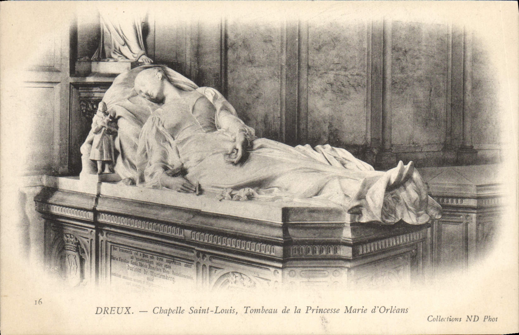 CPA Dreux Chapelle Saint Louis Tombeau de la princesse Marie d'Orleans 