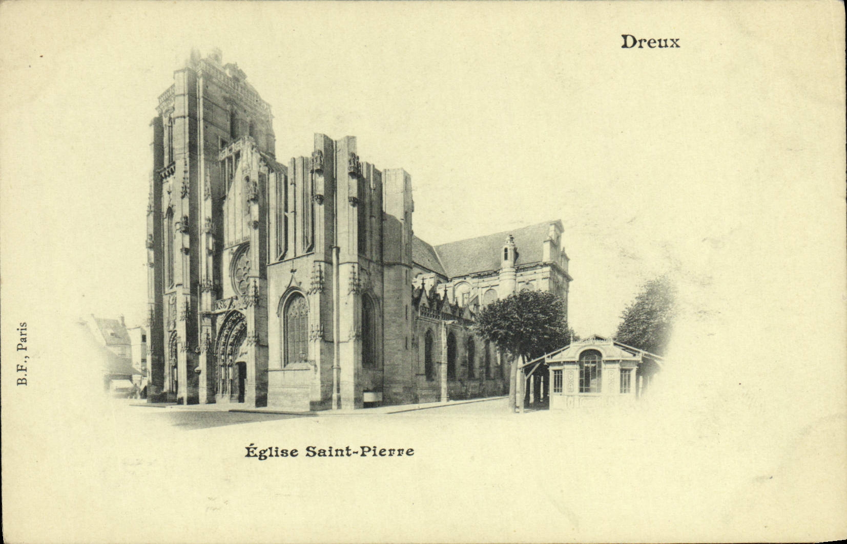 CPA Dreux Eglise Saint Pierre