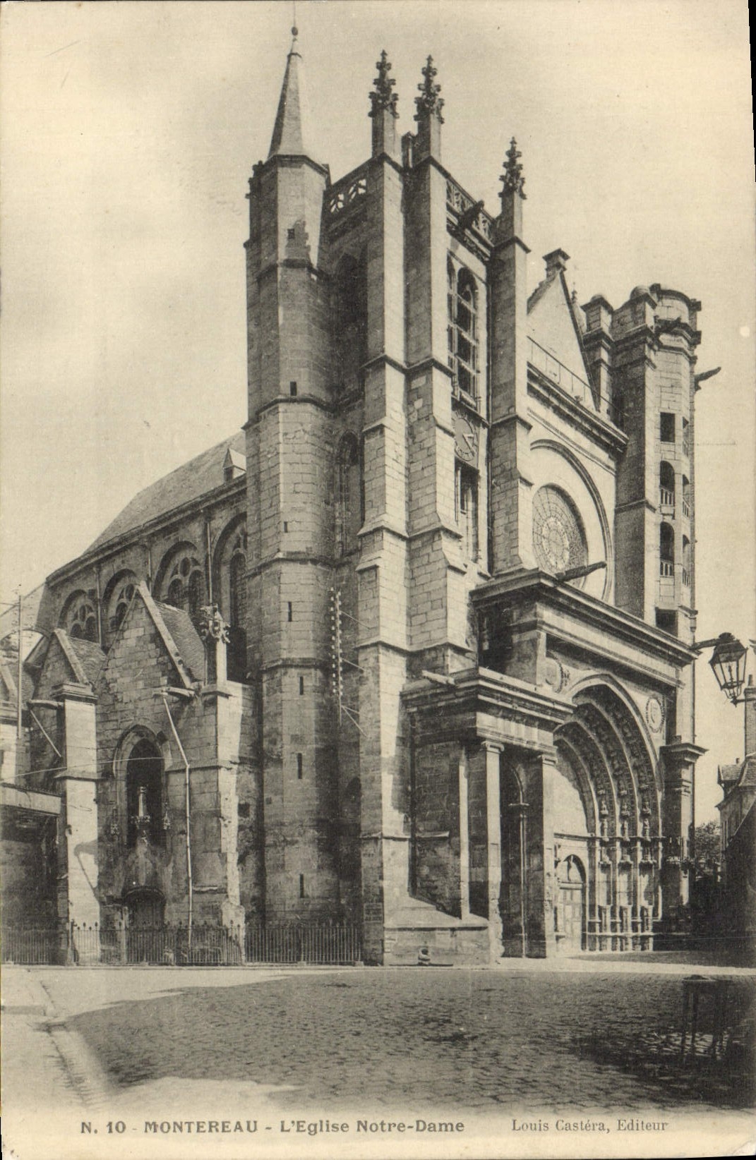 VINTAGE POSTCARD Montereau the Notre Dame Church