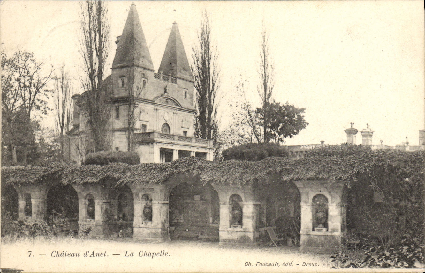 Castillo de la POSTAL de la VENDIMIA de Anet La Chapelle