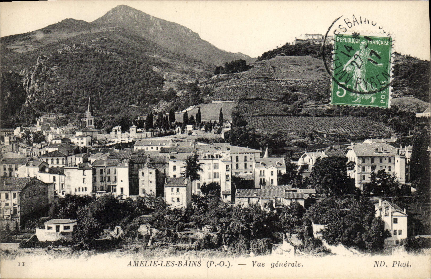 VINTAGE POSTCARD Amelie les Bains View