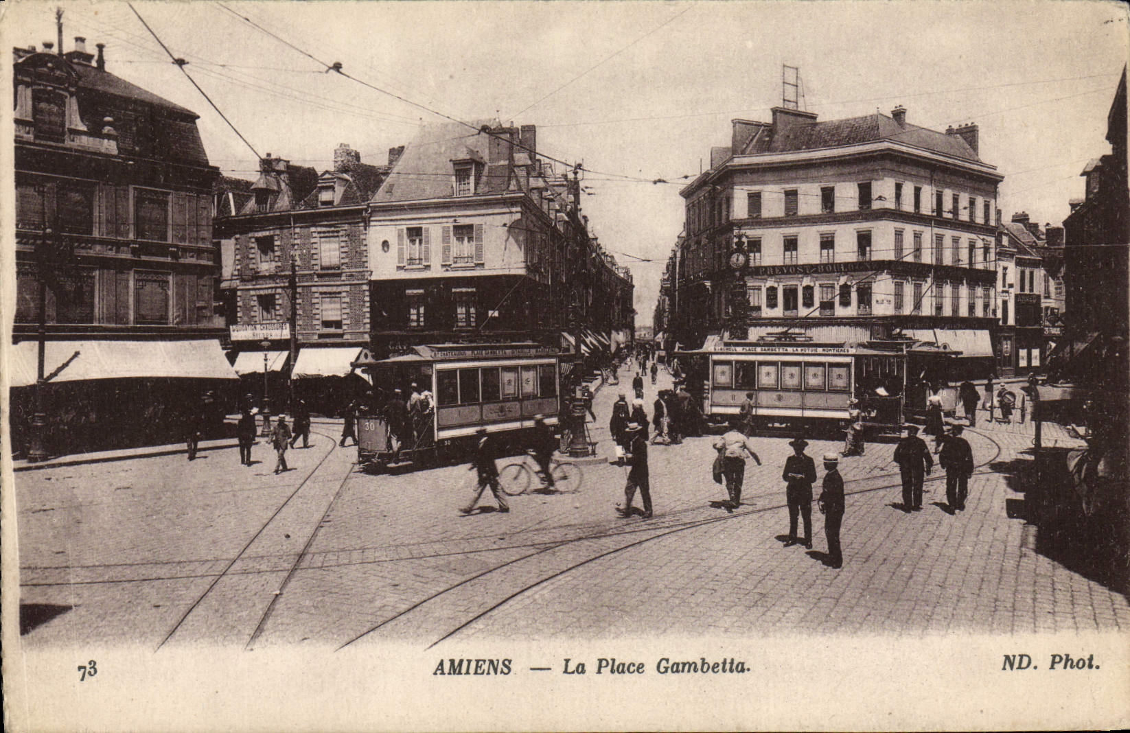 CPA Amiens La Place Gambetta Tramway