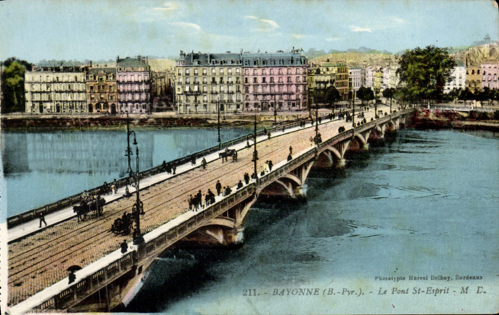 VINTAGE POSTCARD Bayonne the Bridge St Spirit