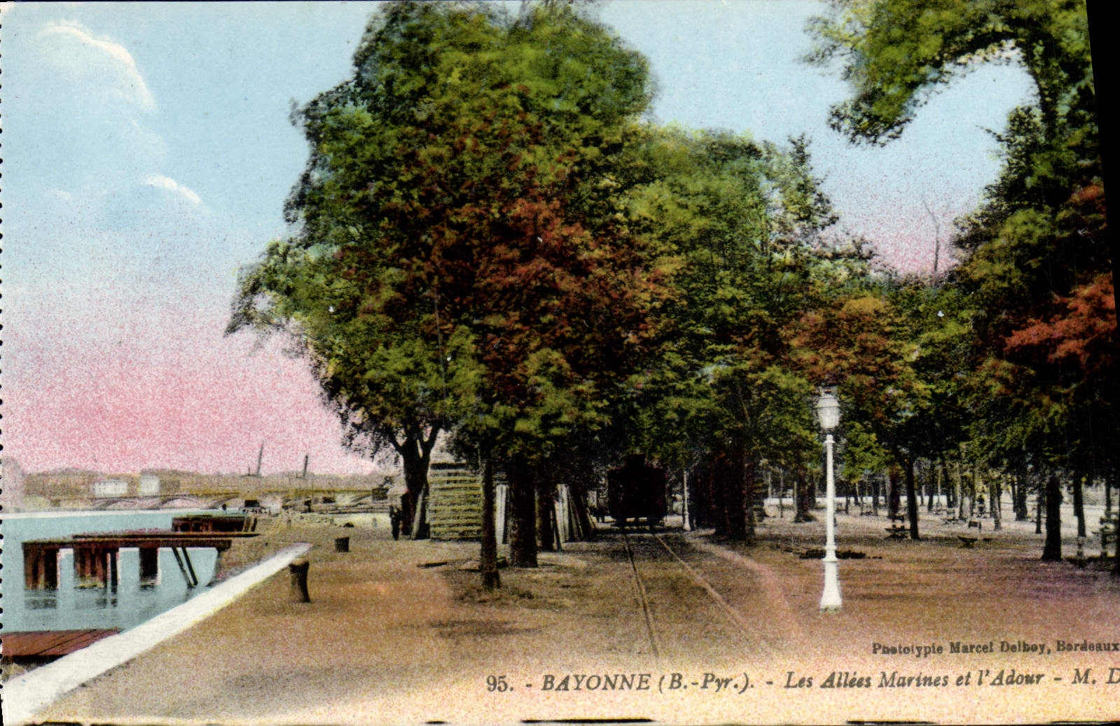 VINTAGE POSTCARD Bayonne Marine Ales and Adour