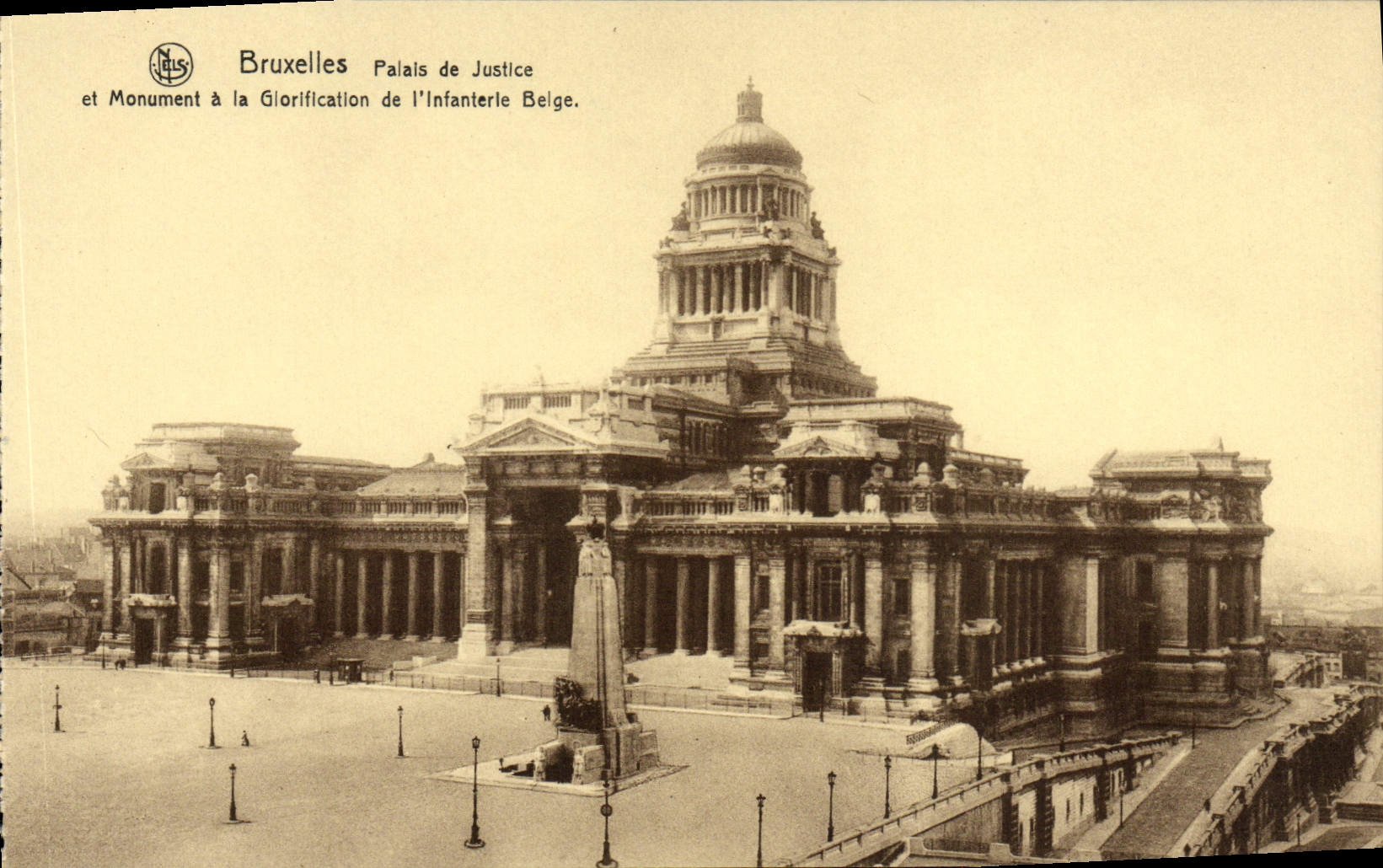 Cortes de ley de Bruselas de la POSTAL de la VENDIMIA y monumento de la glorificación de la infantería belga