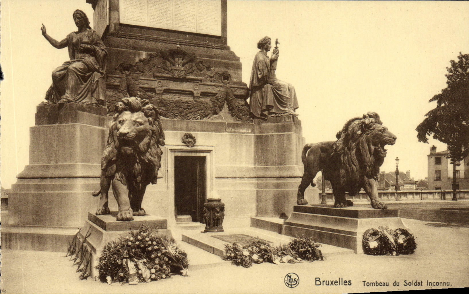 Tumba de Bruselas de la POSTAL de la VENDIMIA del león del soldado desconocido