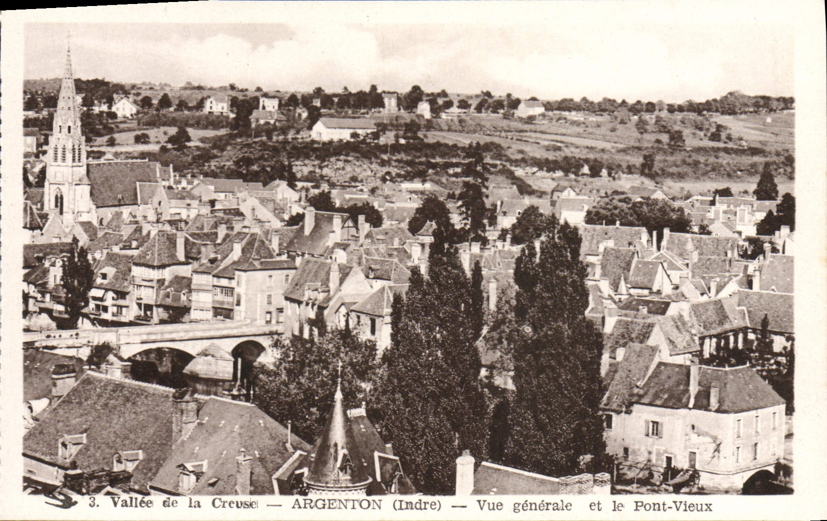 CPA Argenton Vue Generale et le Pont Vieux 