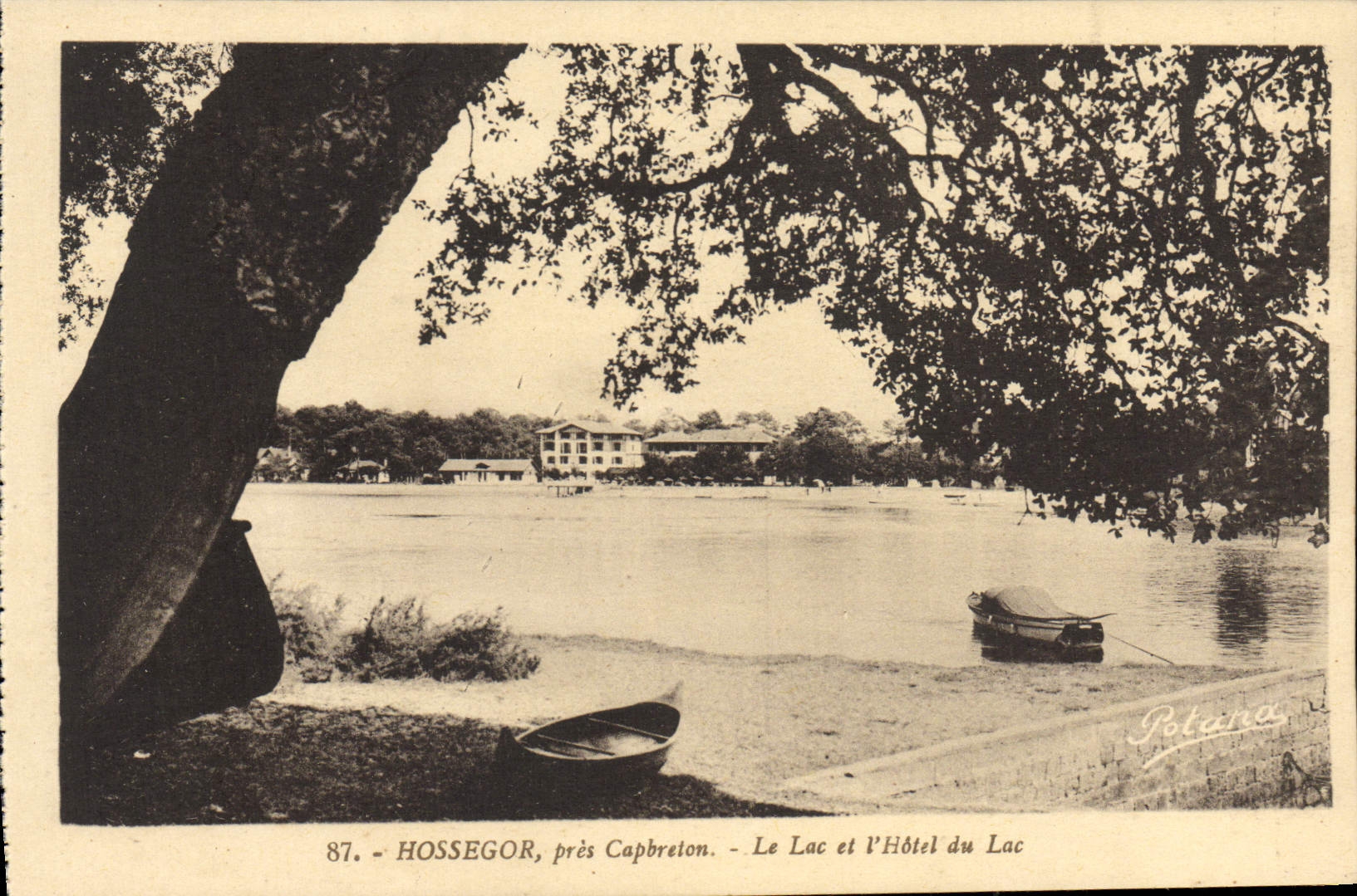 VINTAGE POSTCARD Hossegor Close Capbreton the lake and the hotel of the Lake