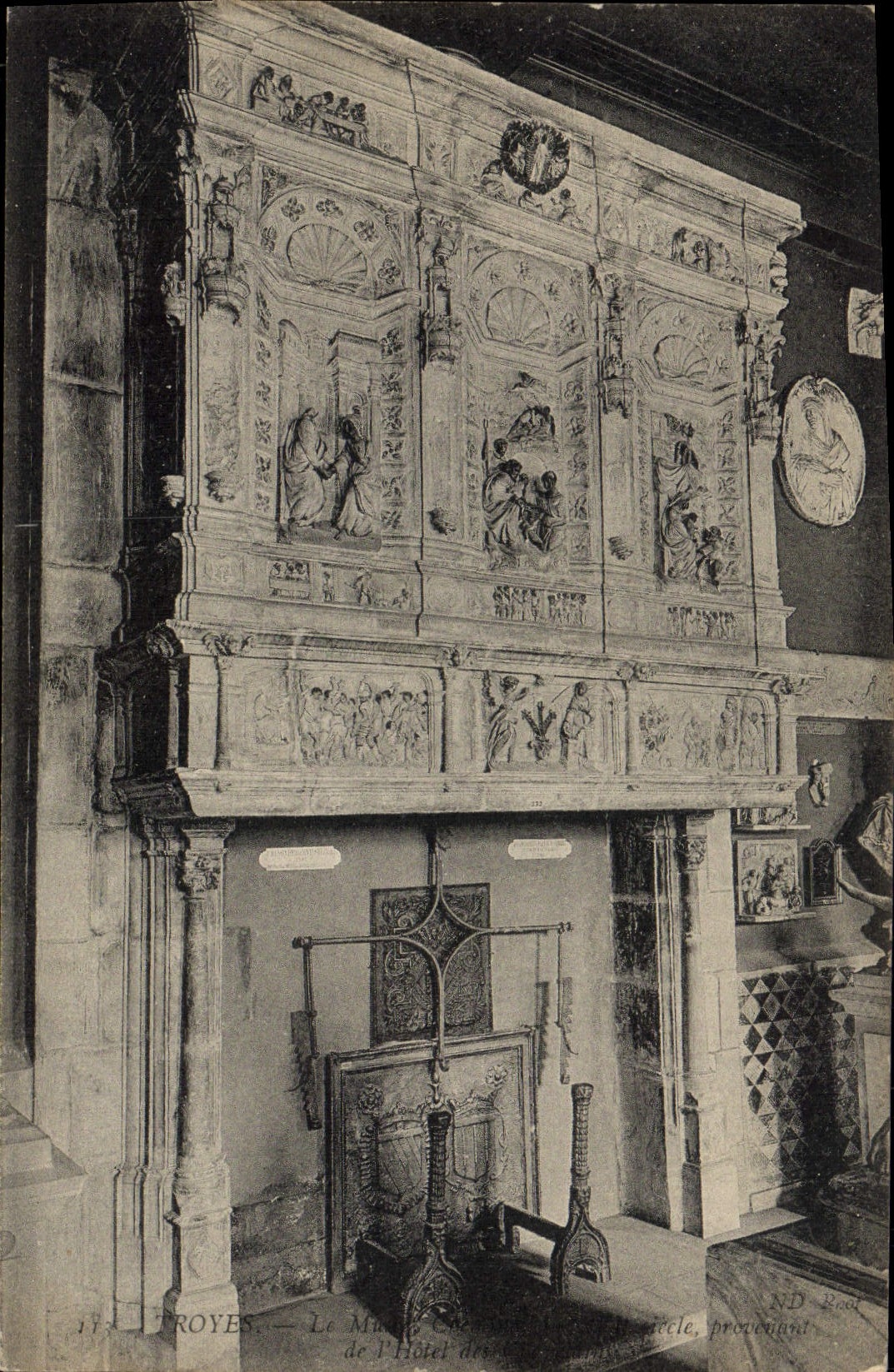 VINTAGE POSTCARD Troyes Chimney