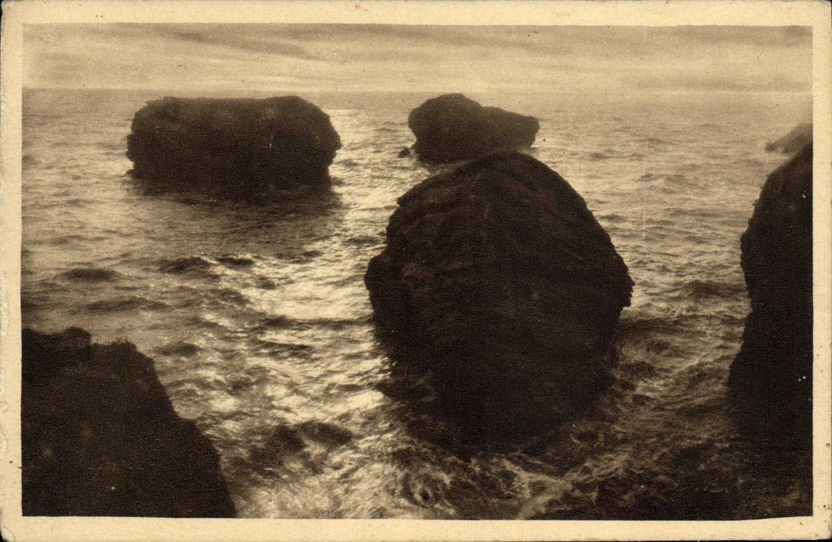 VINTAGE POSTCARD Sion on the Ocean Sunset enters the five Pineal ones