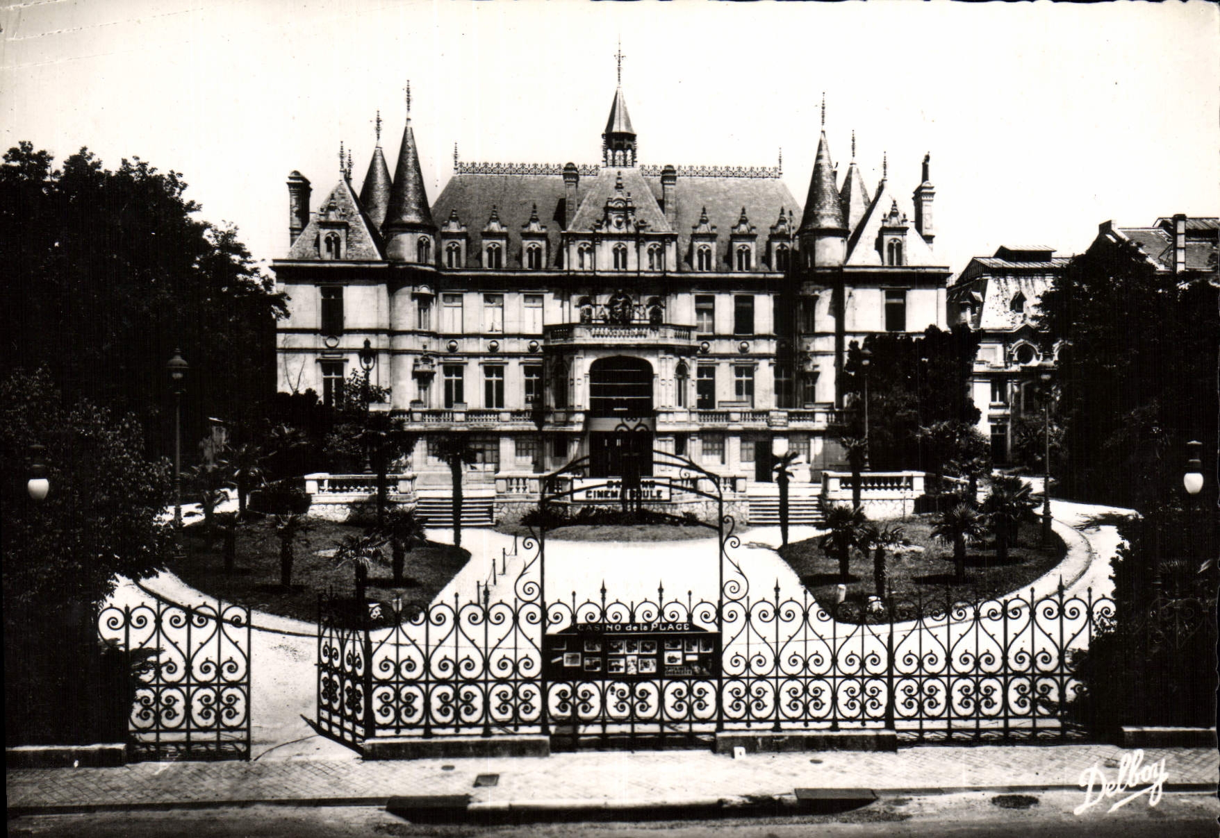 CPM Arcachon Casino De La Plage
