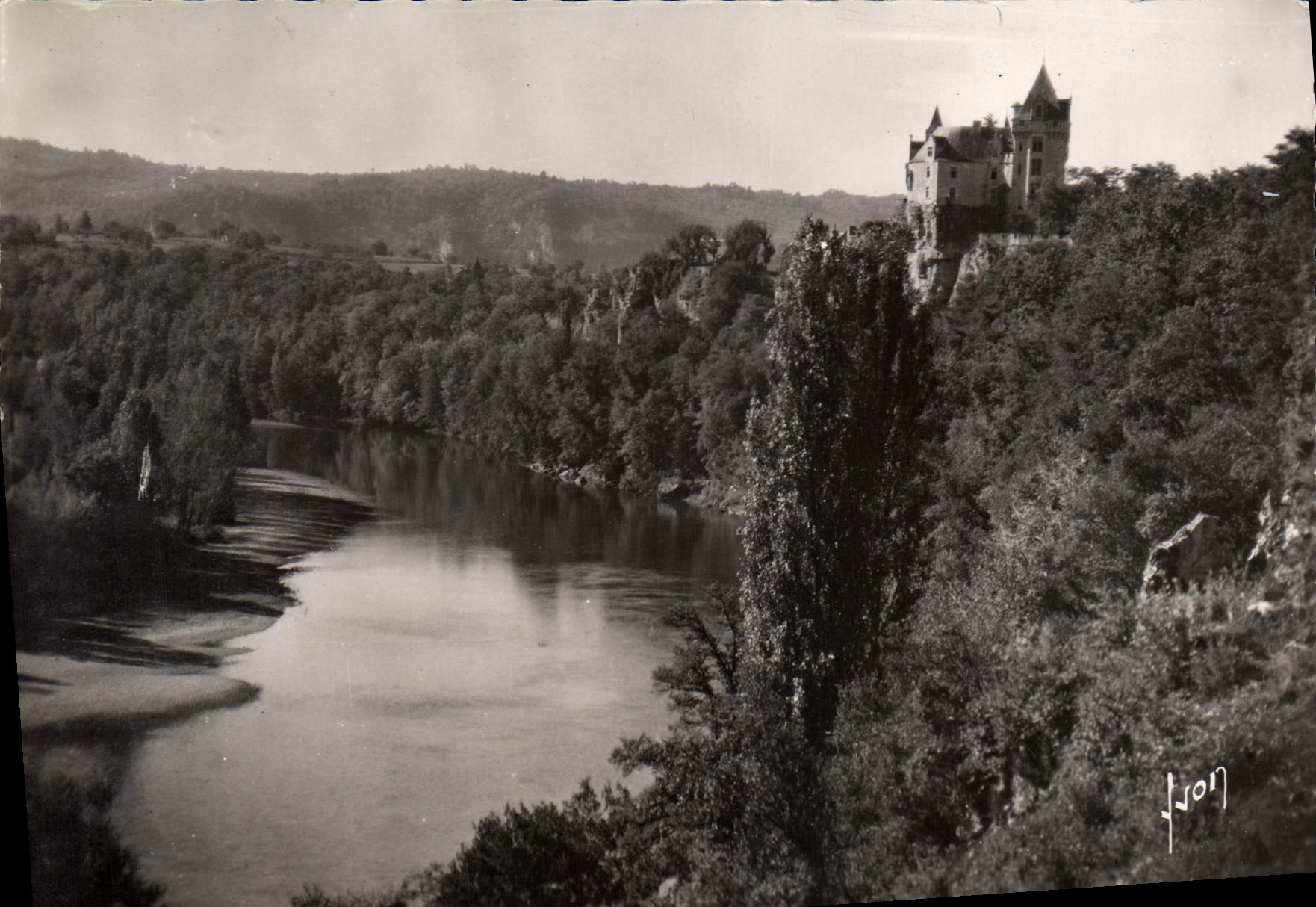 CPM Vitrac Le Chateau de Montfort au dessus de la Dordogne