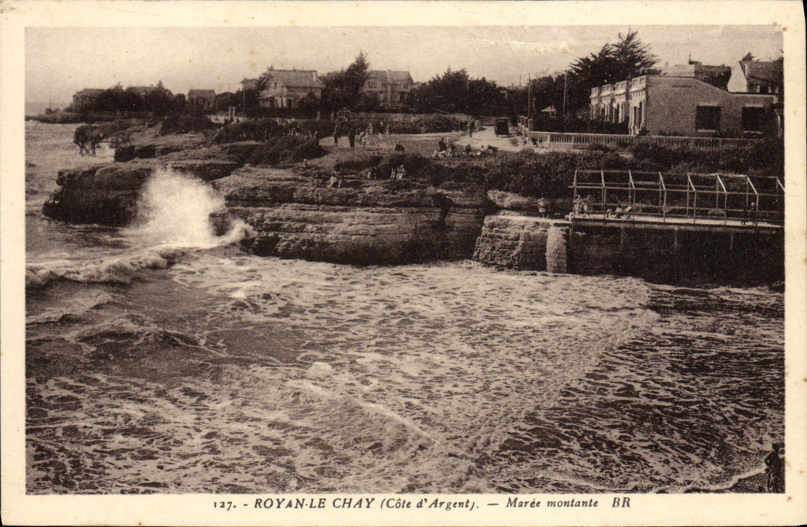 VINTAGE POSTCARD Royan Chay Rising Tide