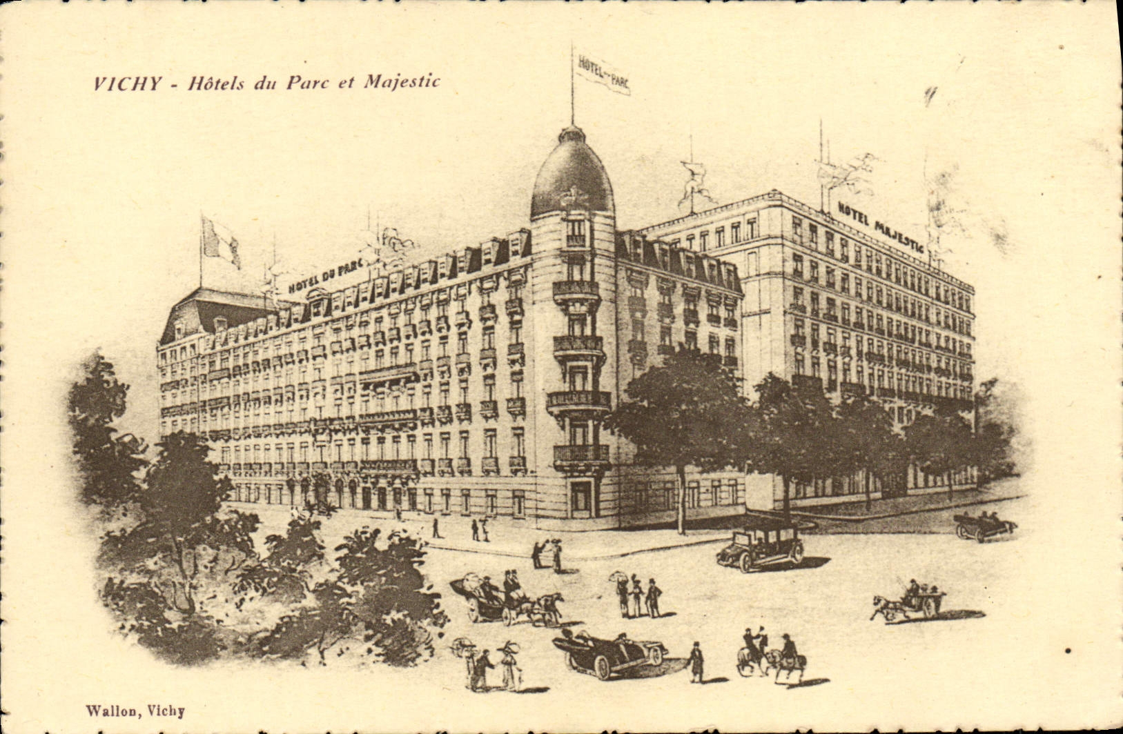 CPA Vichy Hotels Du Parc Et Majestic
