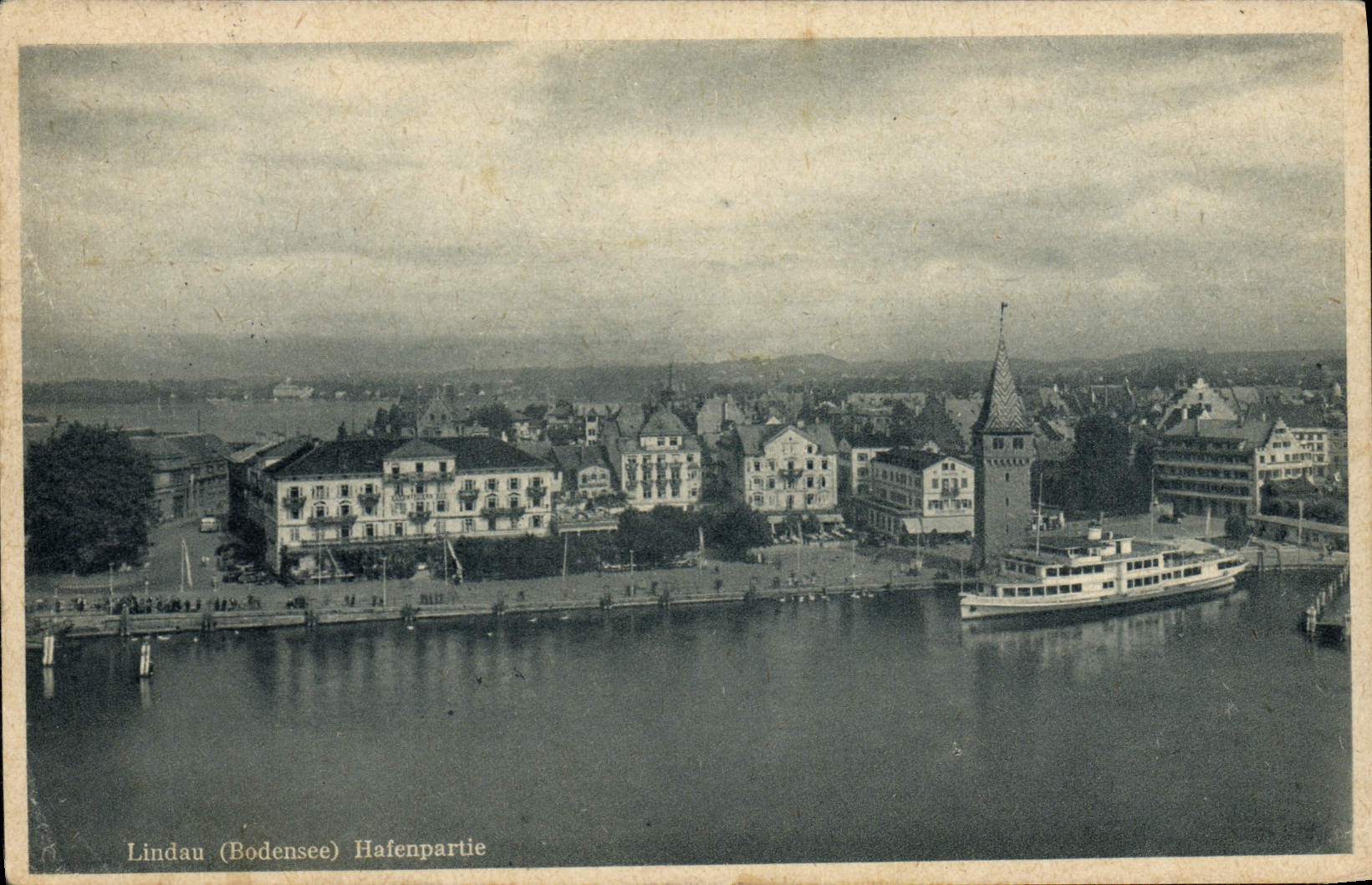 VINTAGE POSTCARD Lindau Hafenpartie