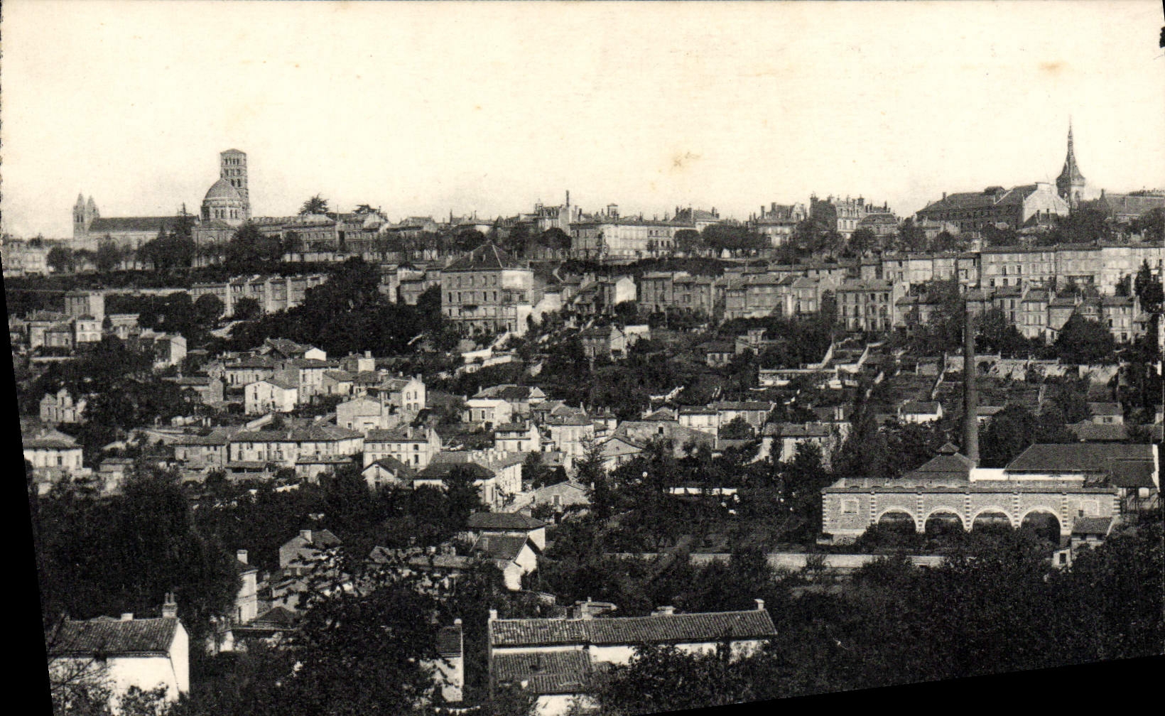 Opinión de Angulema de la POSTAL de la VENDIMIA