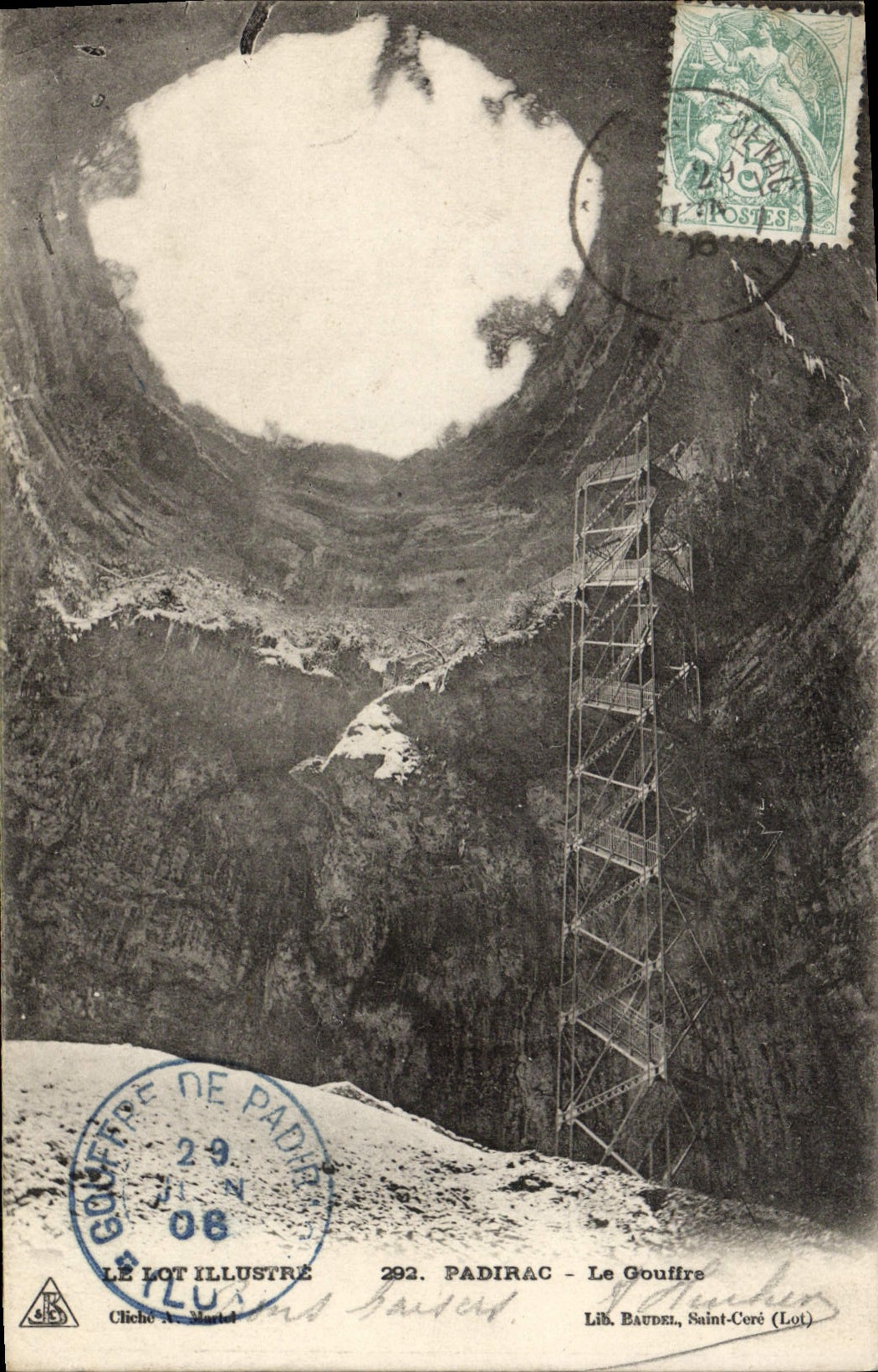 VINTAGE POSTCARD Padirac the pit