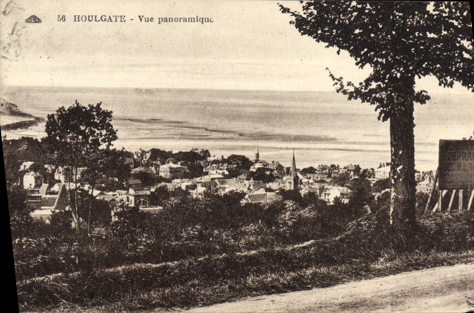 VINTAGE POSTCARD Houlgate Panoramic View