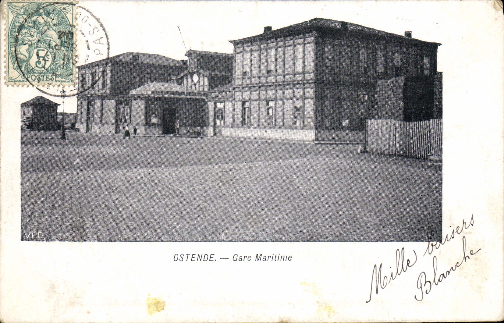 VINTAGE POSTCARD Ostend Harbor station