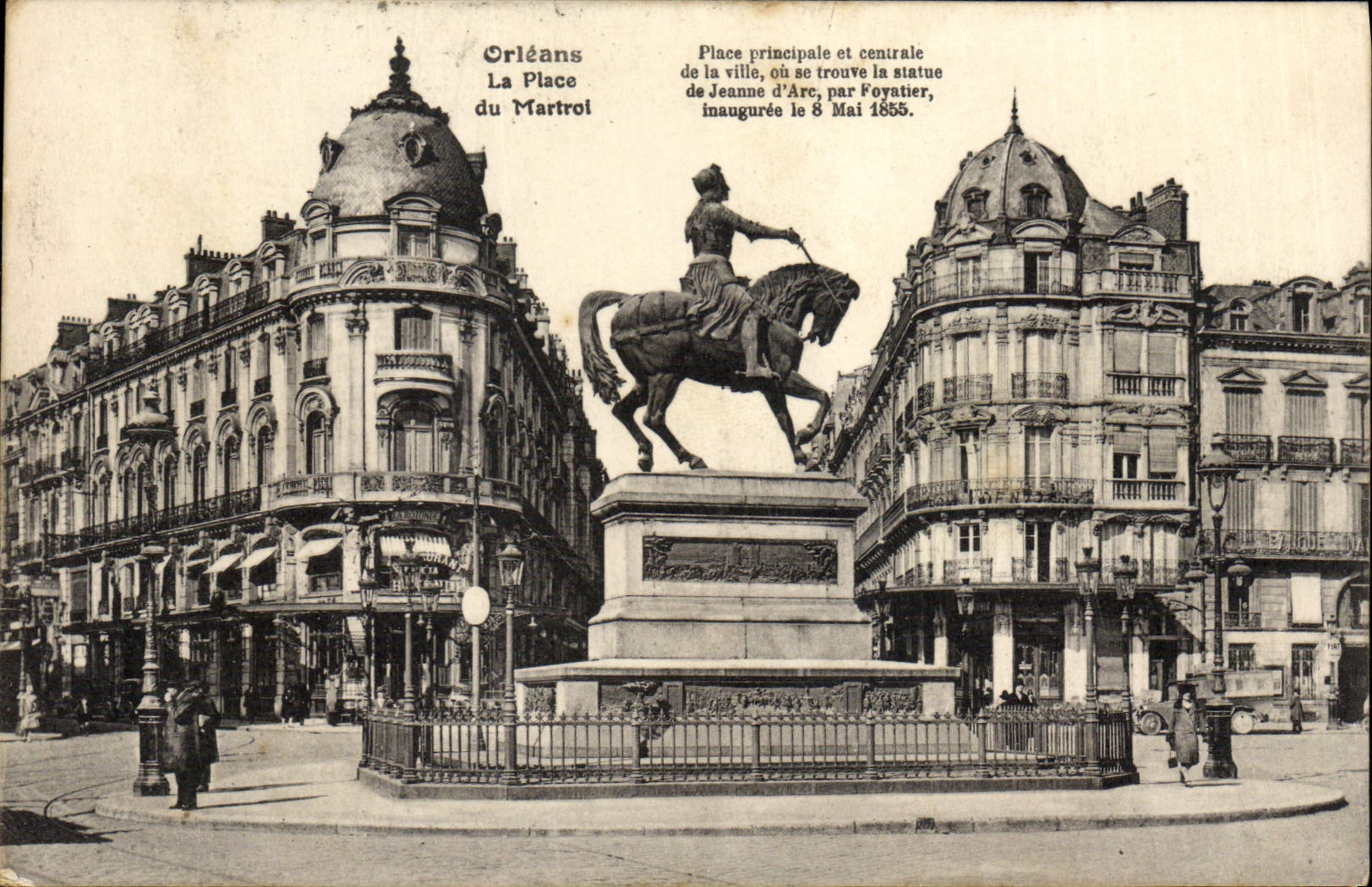 CPA Orleans La Place Du Martroi Jeanne d'Arc 
