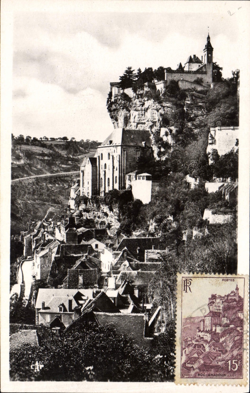 CPA Rocamadour Vue Generale Prise De La Route D'arrivee