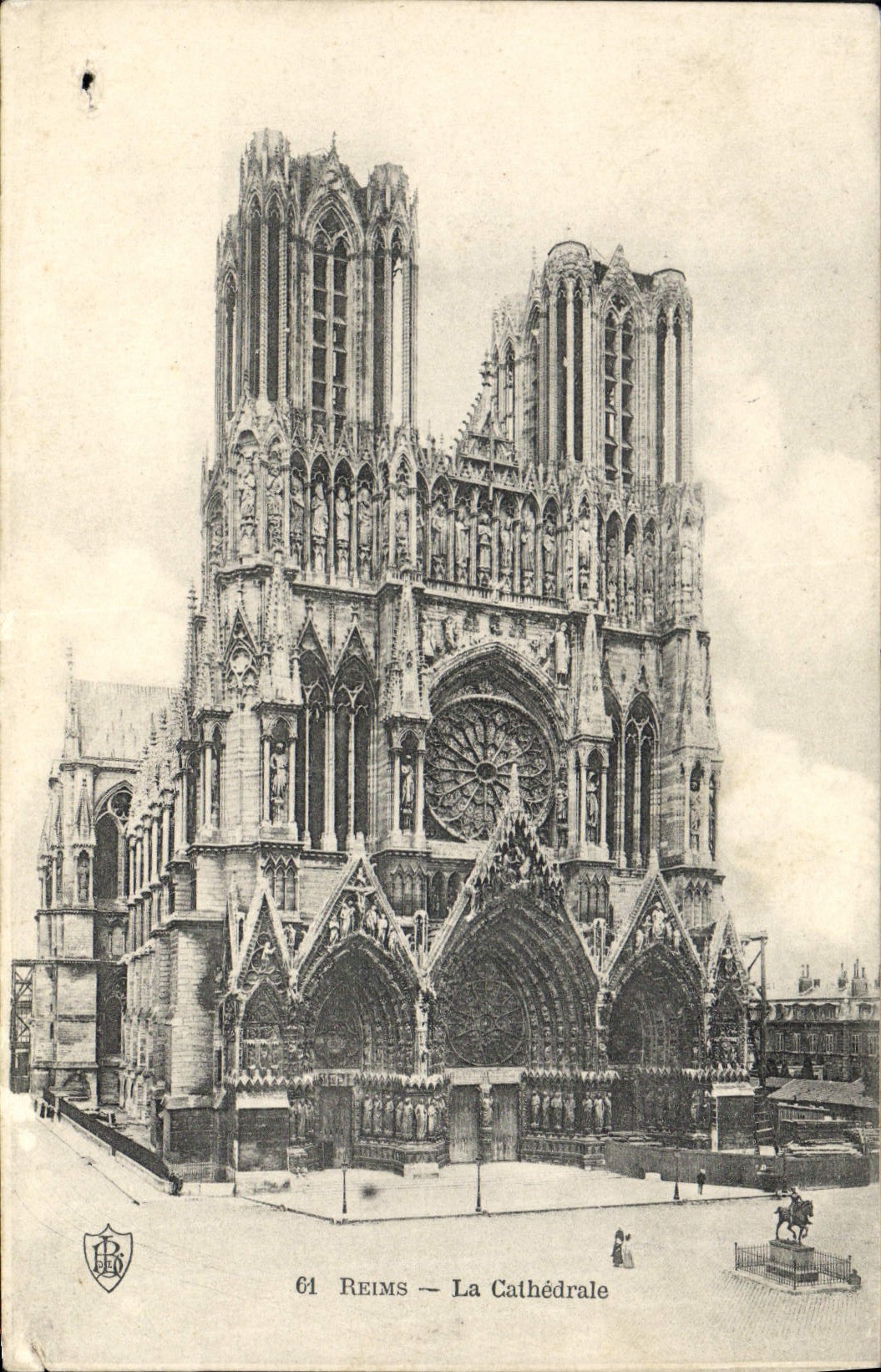 CPA Reims La Cathedrale