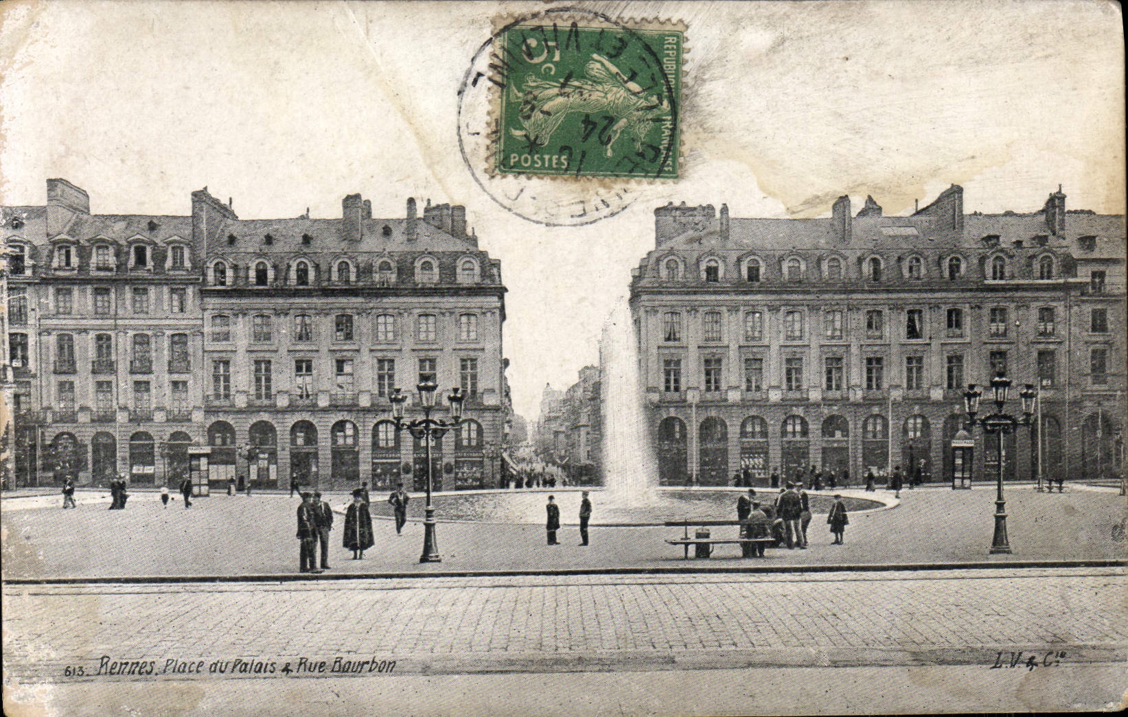 VINTAGE POSTCARD Rennes Places Palate Street Rourbon