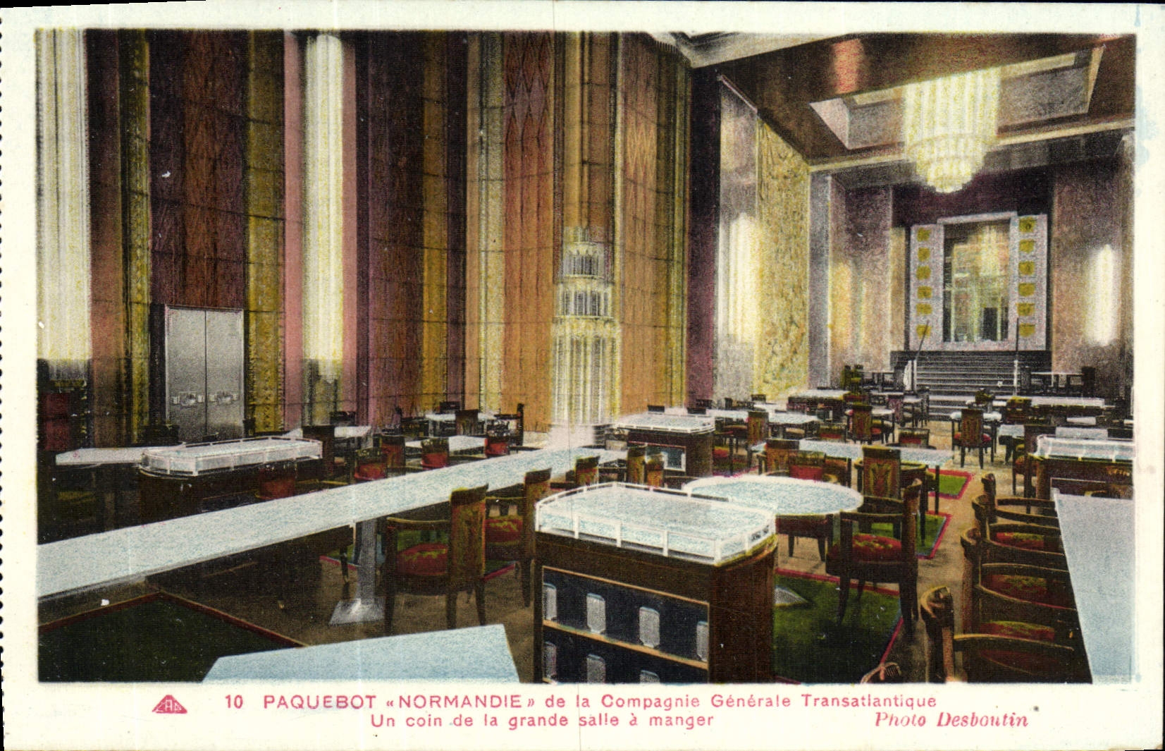 POSTAL Paquebot Normandía de la VENDIMIA de los Transatlantic General Company que una esquina del cuarto grande tiene que comer