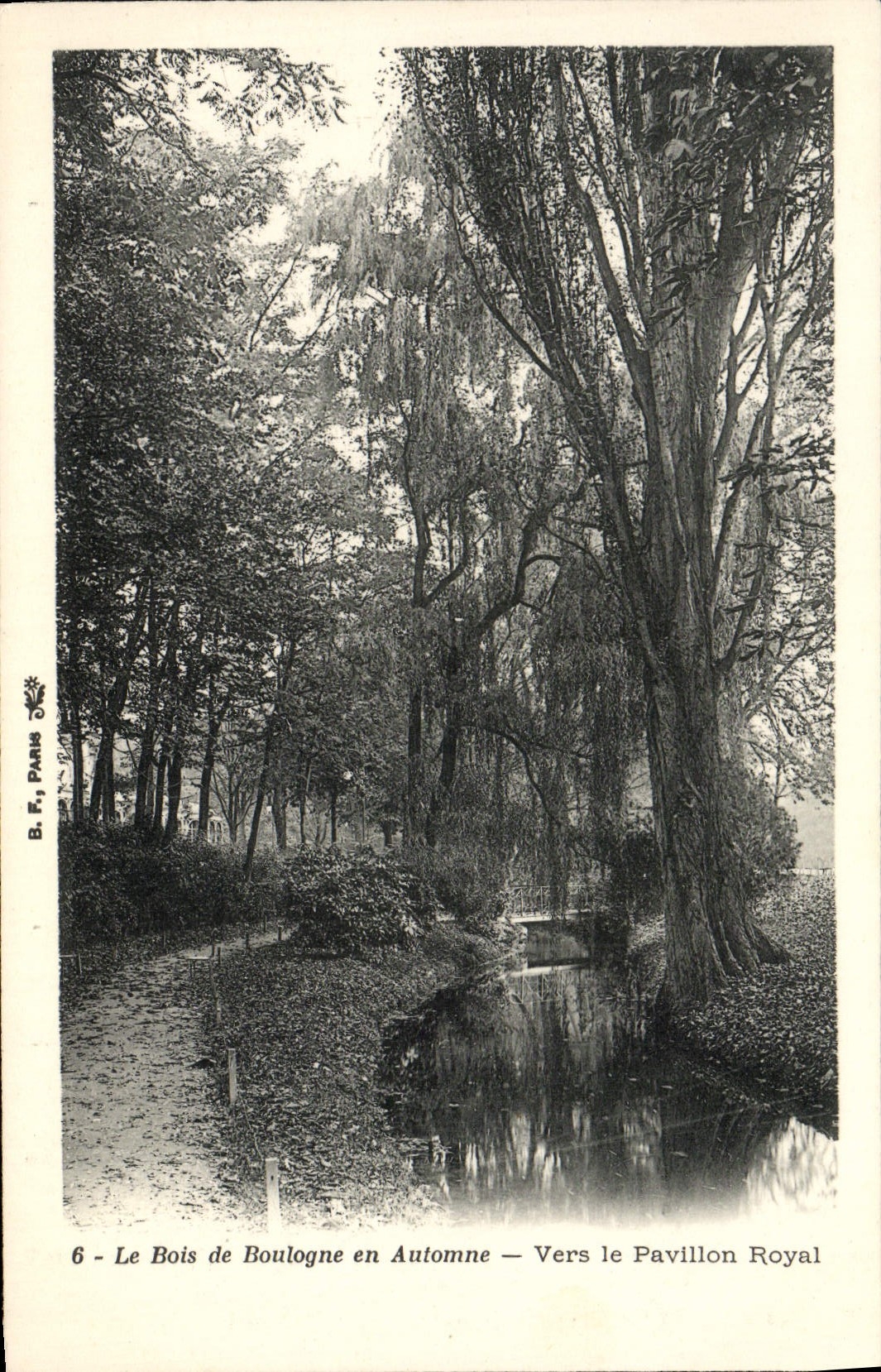 VINTAGE POSTCARD the Bois de Boulogne in Fall Towards the Royal House