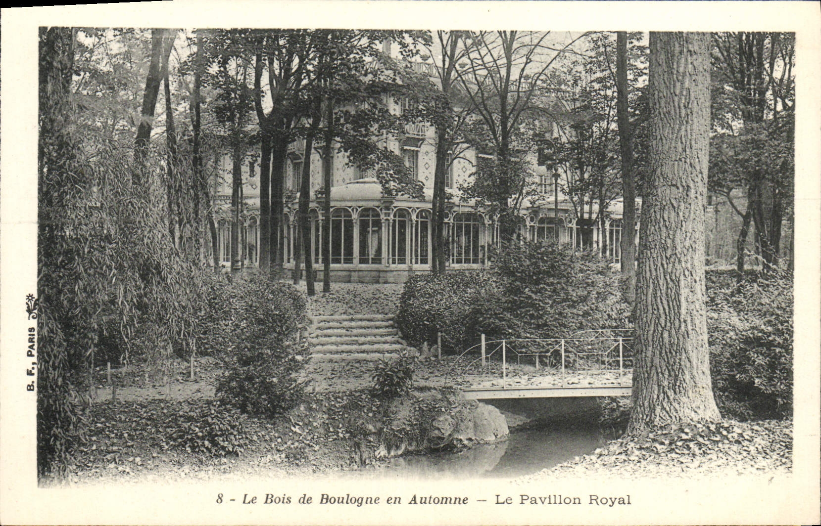 CPA Le Bois de Boulogne en Automne Le Pavillon Royal