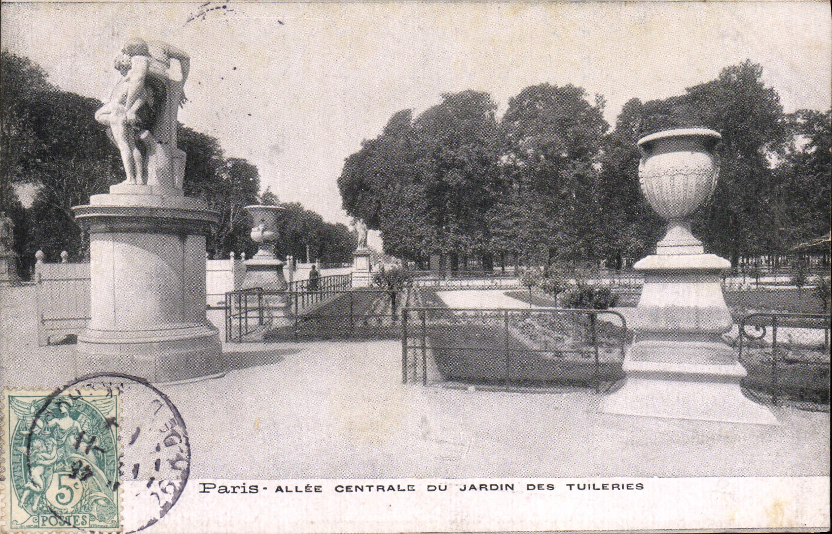 CPA Paris Allee Centrale Du Jardin Des Tuileries